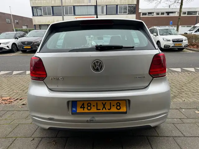 Volkswagen Polo view 8
