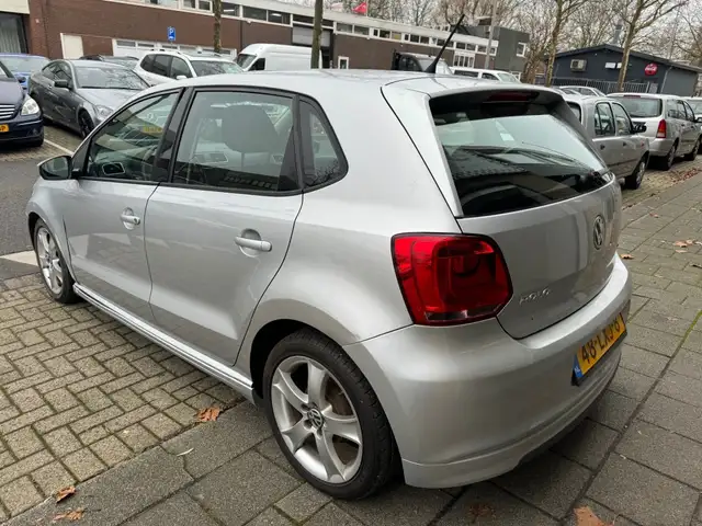 Volkswagen Polo view 9