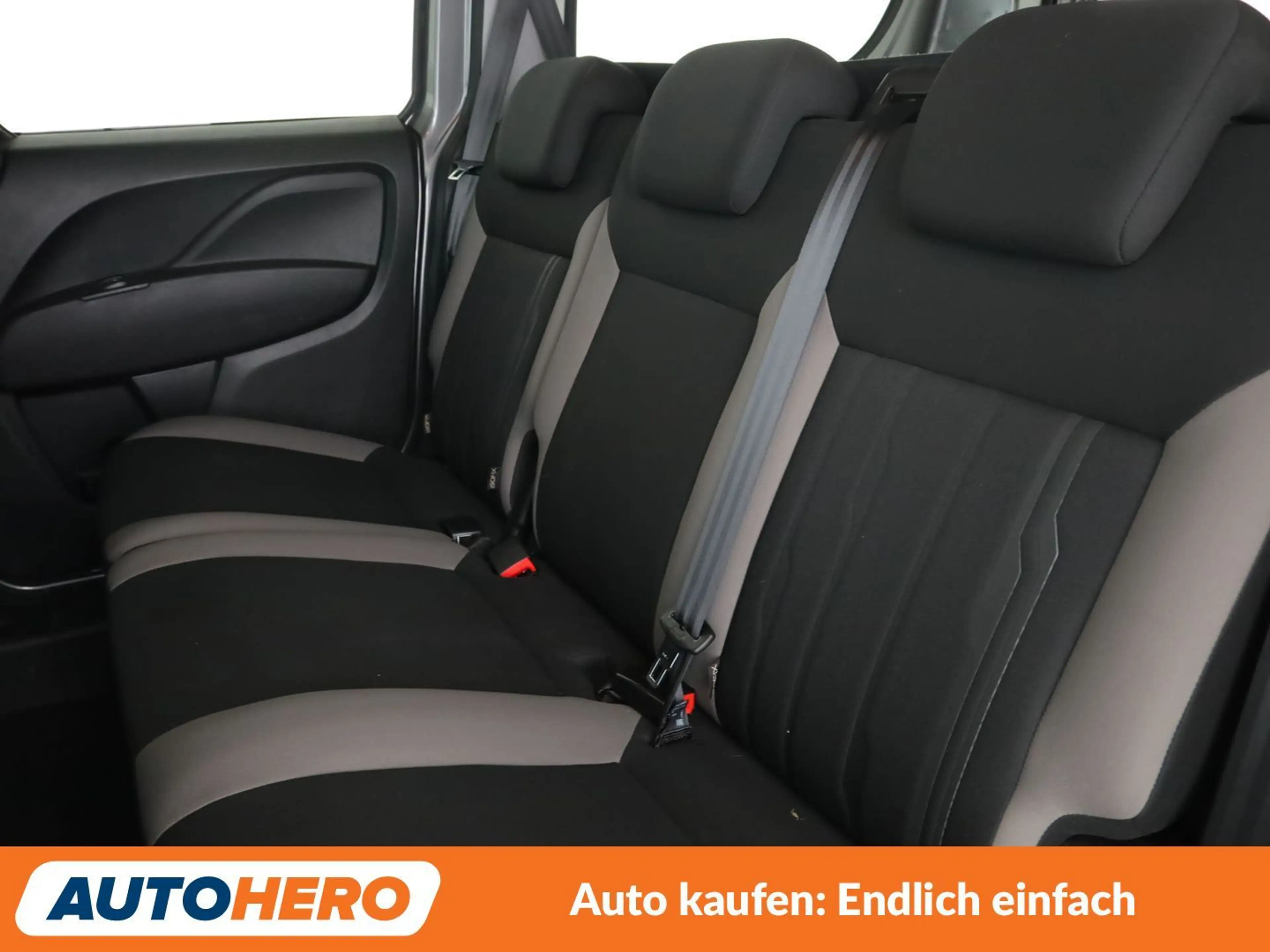 Fiat Doblo 1.6 JTDM SX Maxi*NAVI*TEMPO*CAM*PDC*SHZ* — photo 14