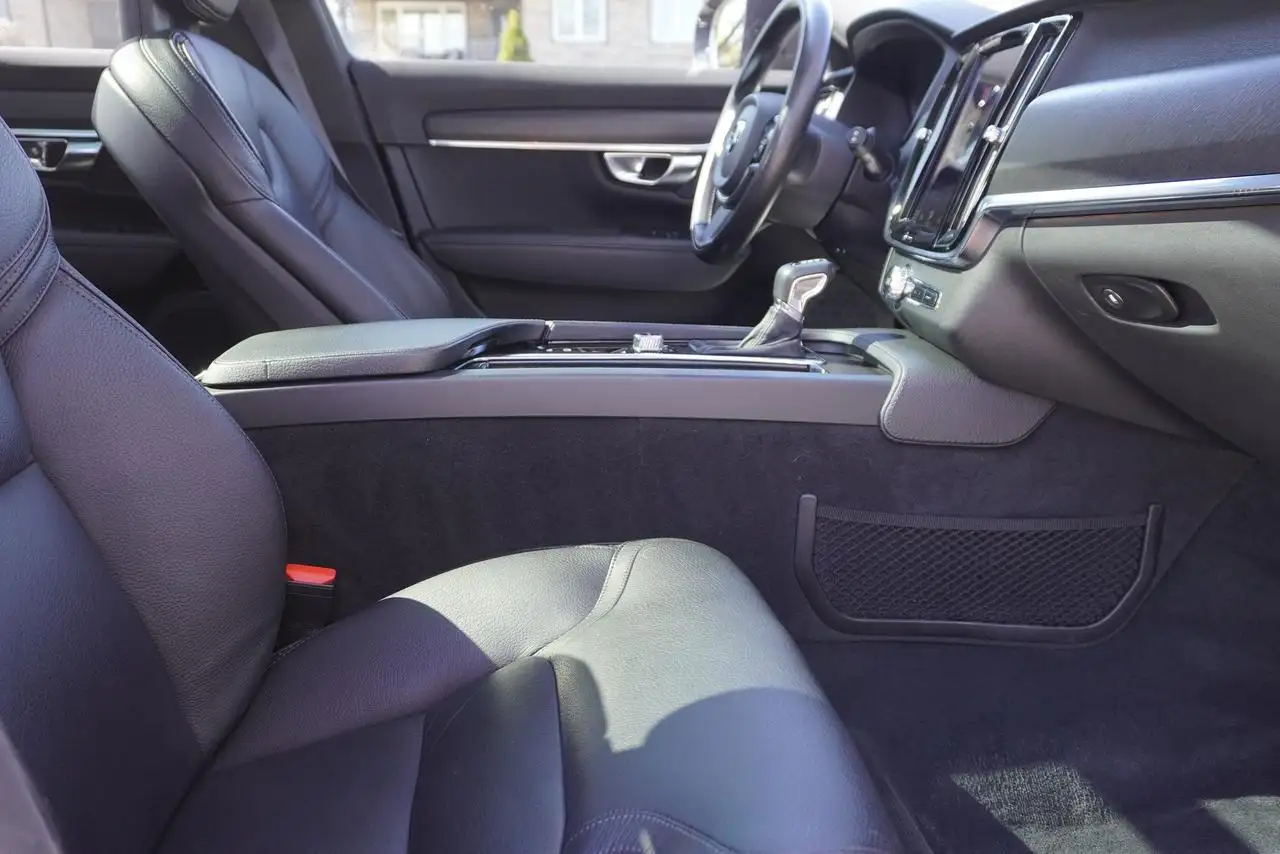 Volvo V90 снимка Volvo V90