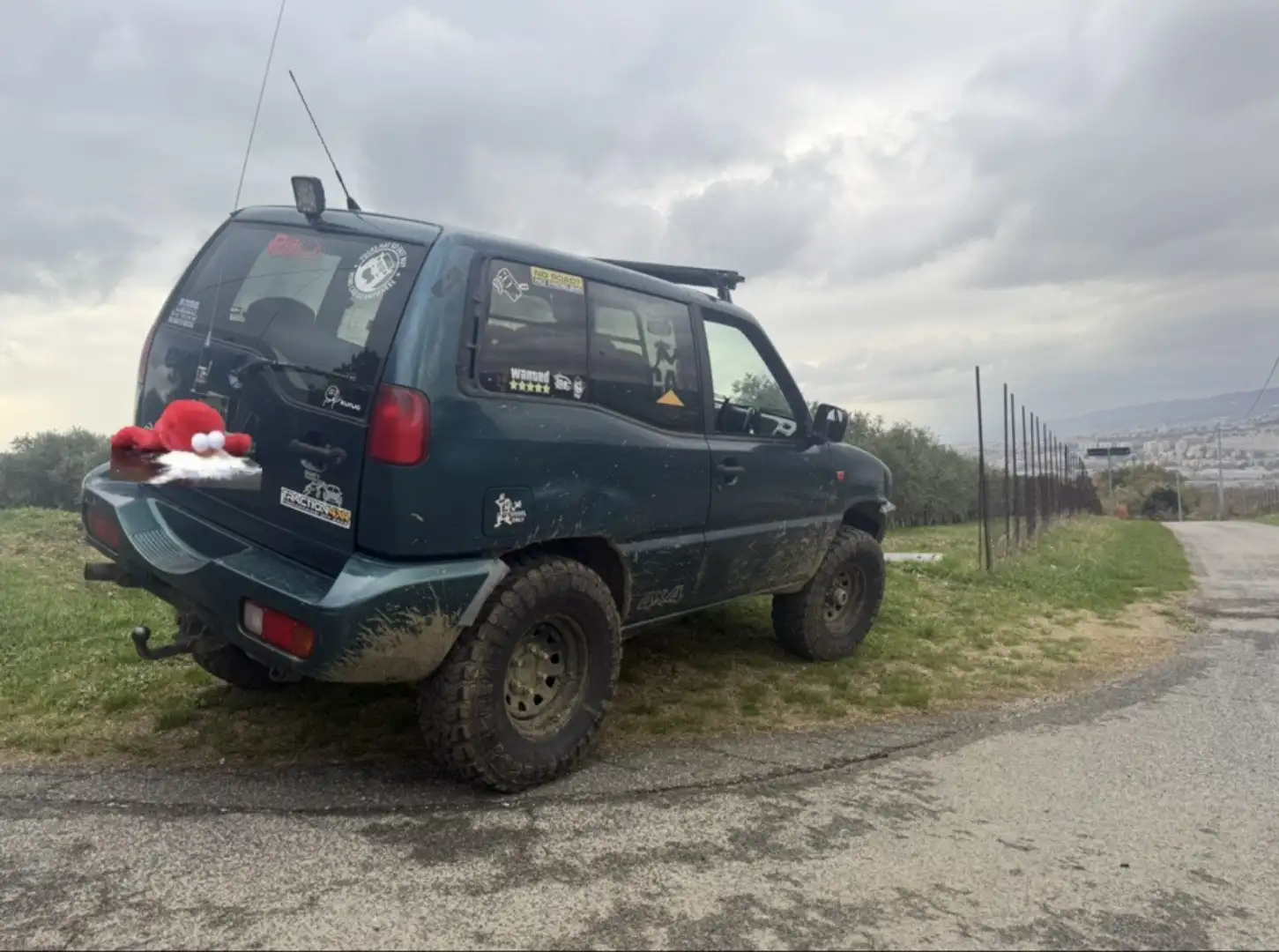 Nissan Terrano 3p 2.7 td SLX commercial - 2