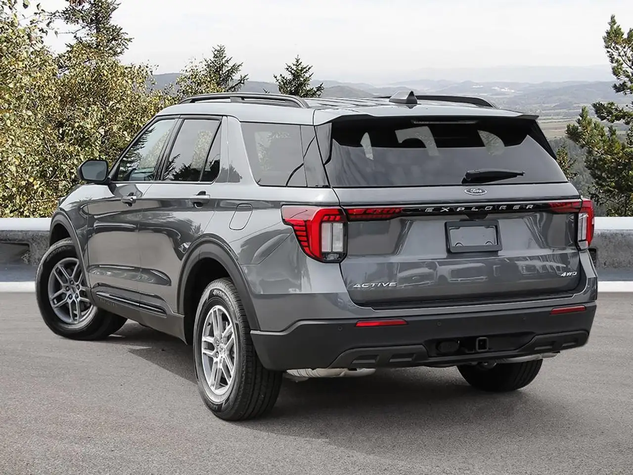 Ford Explorer снимка Ford Explorer