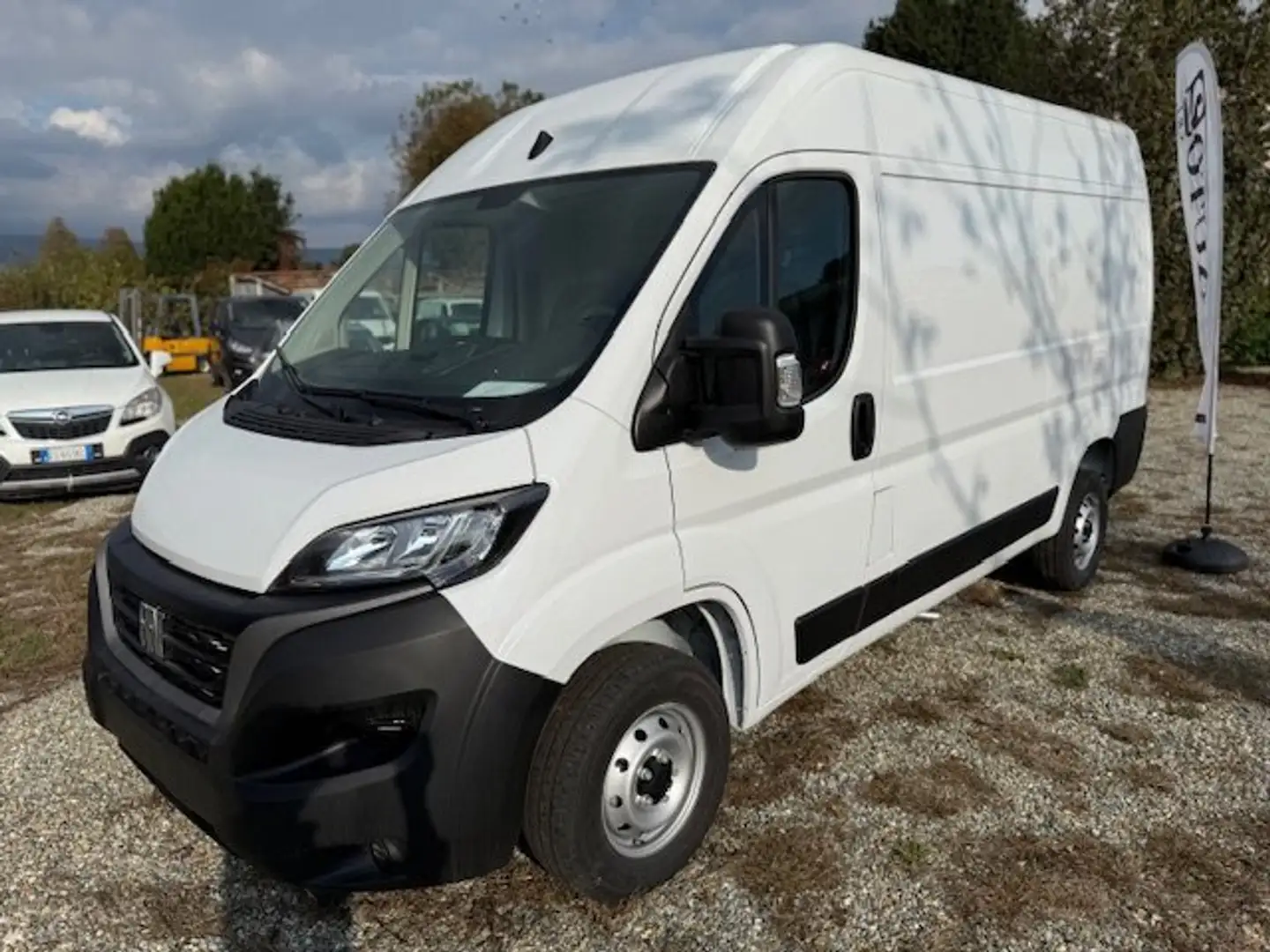 Fiat Ducato 33 2.2 Mjt 140CV PM-TM Furgone Blanco - 2