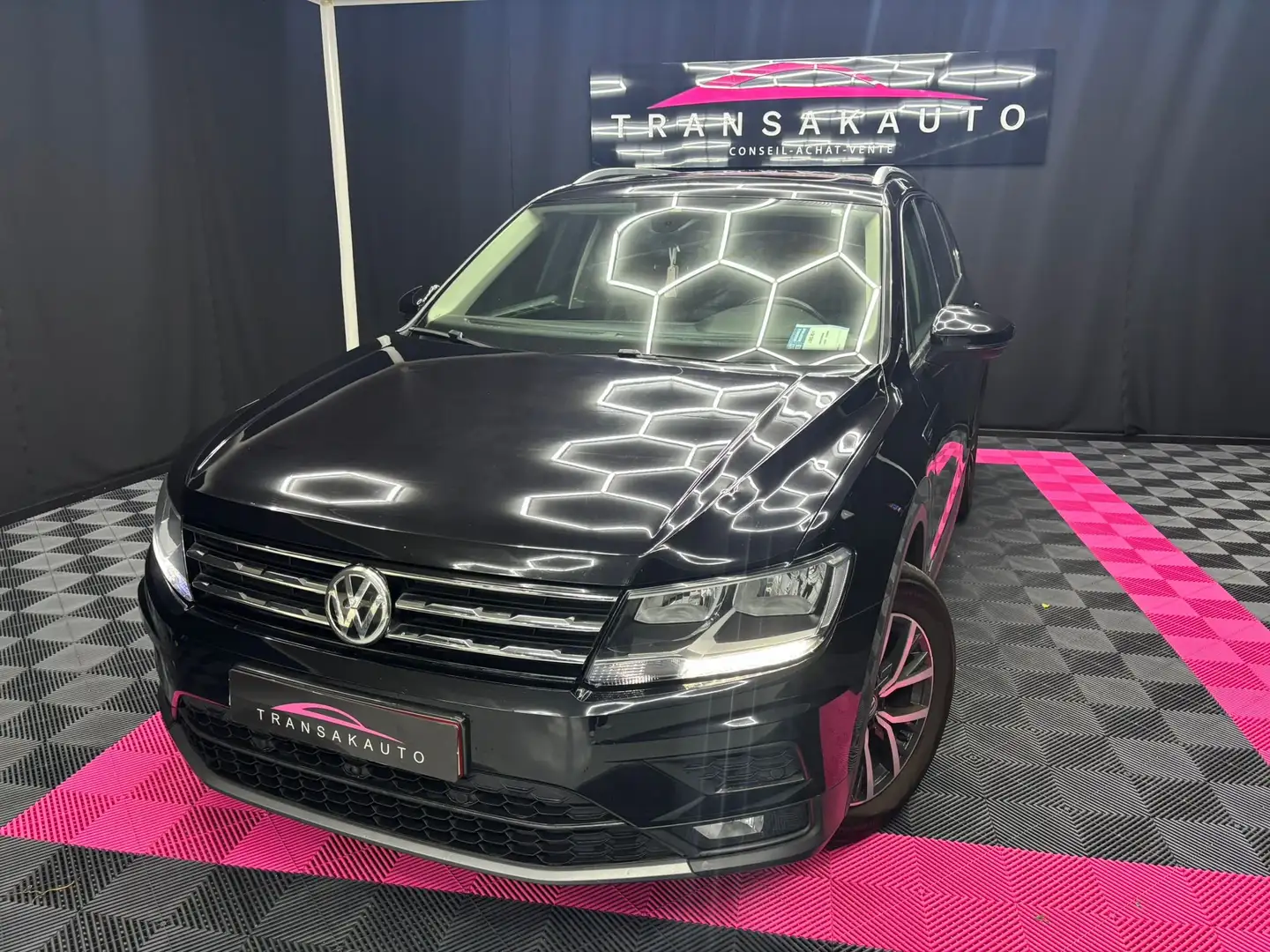Volkswagen Tiguan Allspace 2.0 TDi SCR 4Motion/ 7 PLACES / GARANTIE 12 MOIS Schwarz - 1