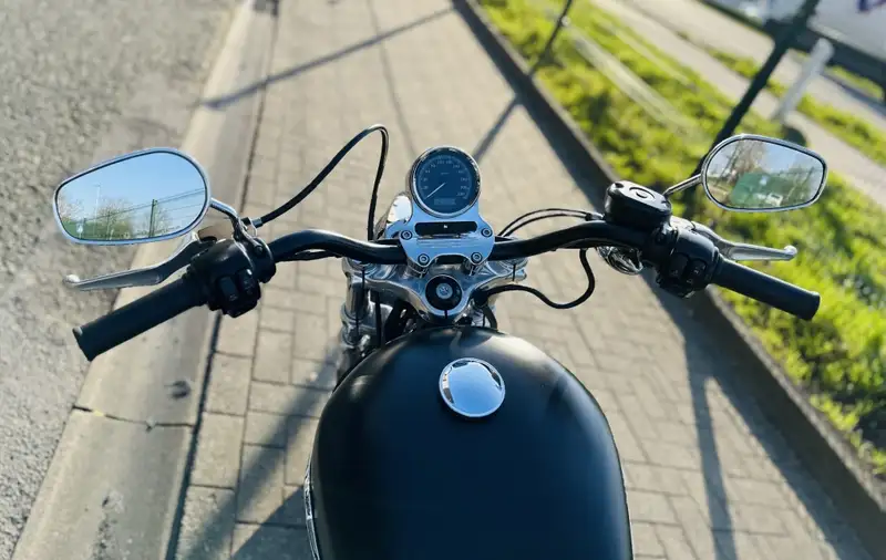 Harley-Davidson Sportster - foto 6