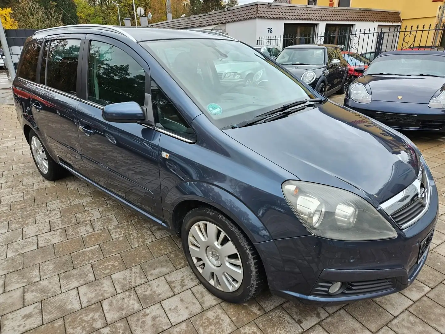 Opel Zafira B Navi Blau - 1