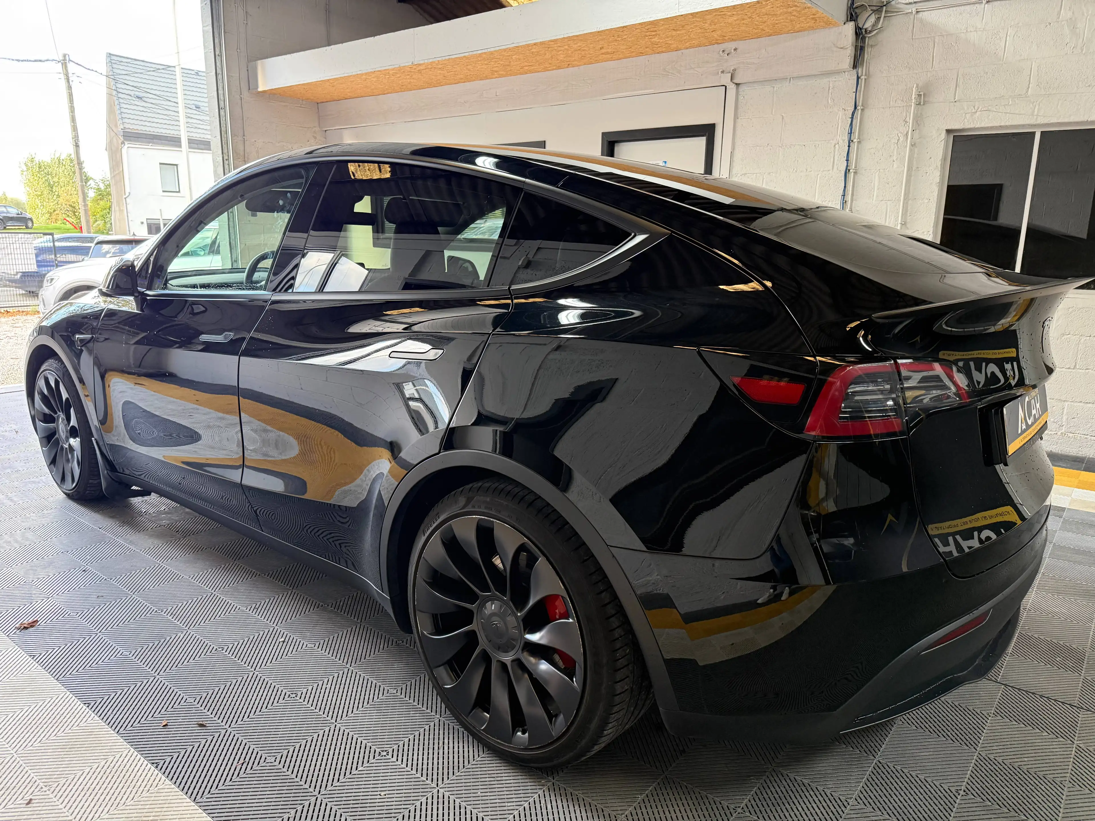 Tesla Model Y Model Y 72.5 kWh Dual Motor Performance - GARANTIE TESLA 2030 — photo 6