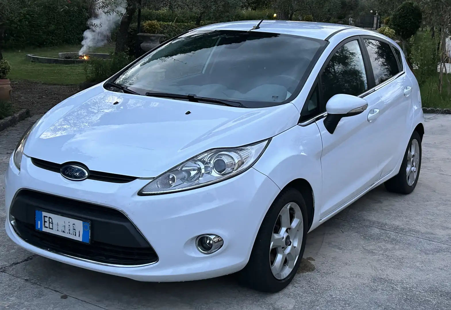 Ford Fiesta Fiesta VI 2008 5p 1.4 16v + Gpl Bianco - 1