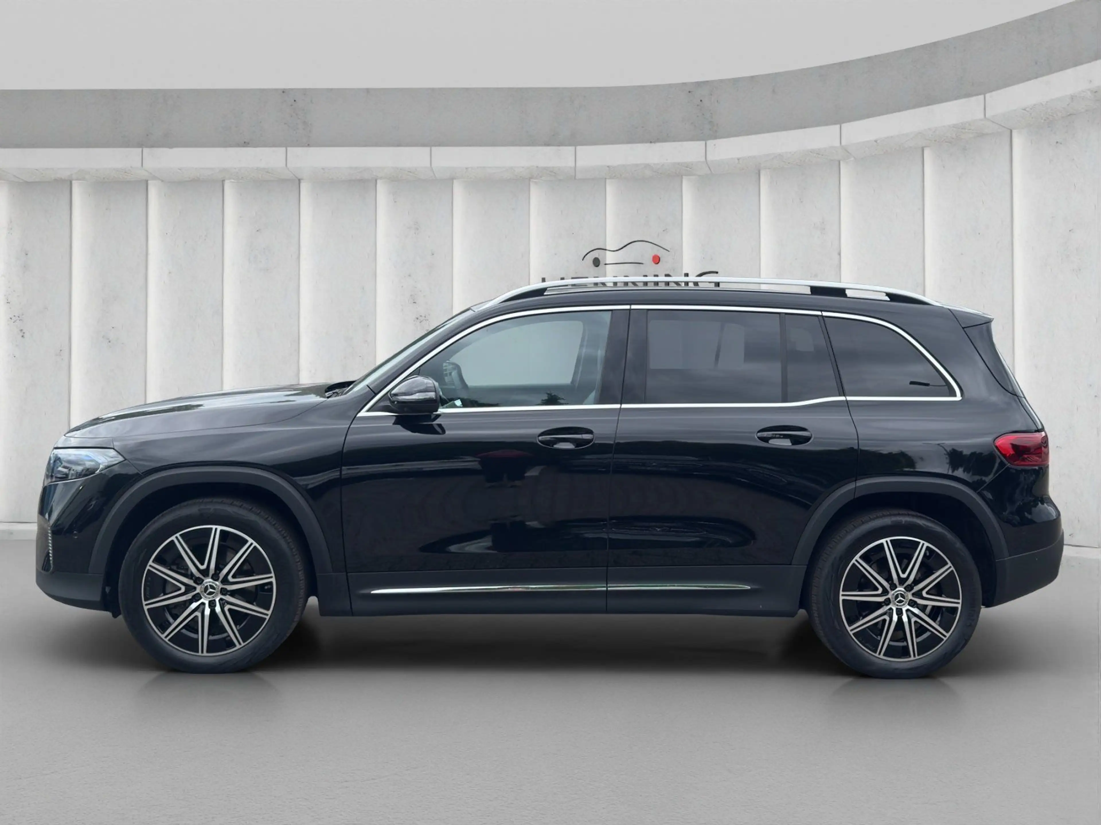 Mercedes-Benz EQB 350 Progressive 4Matic Pano 360° DIS 19"AMG — photo 2
