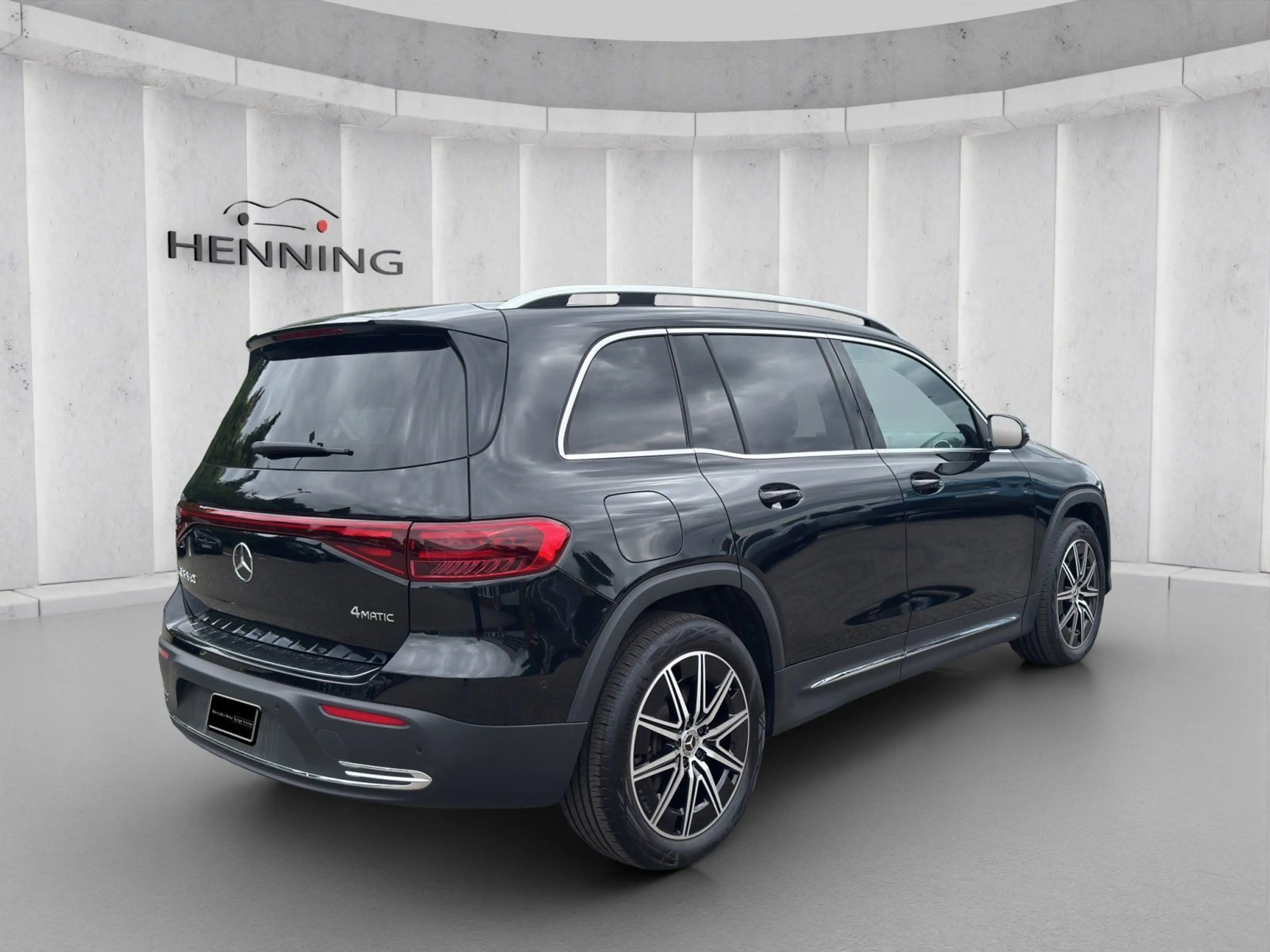 Mercedes-Benz EQB 350 Progressive 4Matic Pano 360° DIS 19"AMG — photo 5