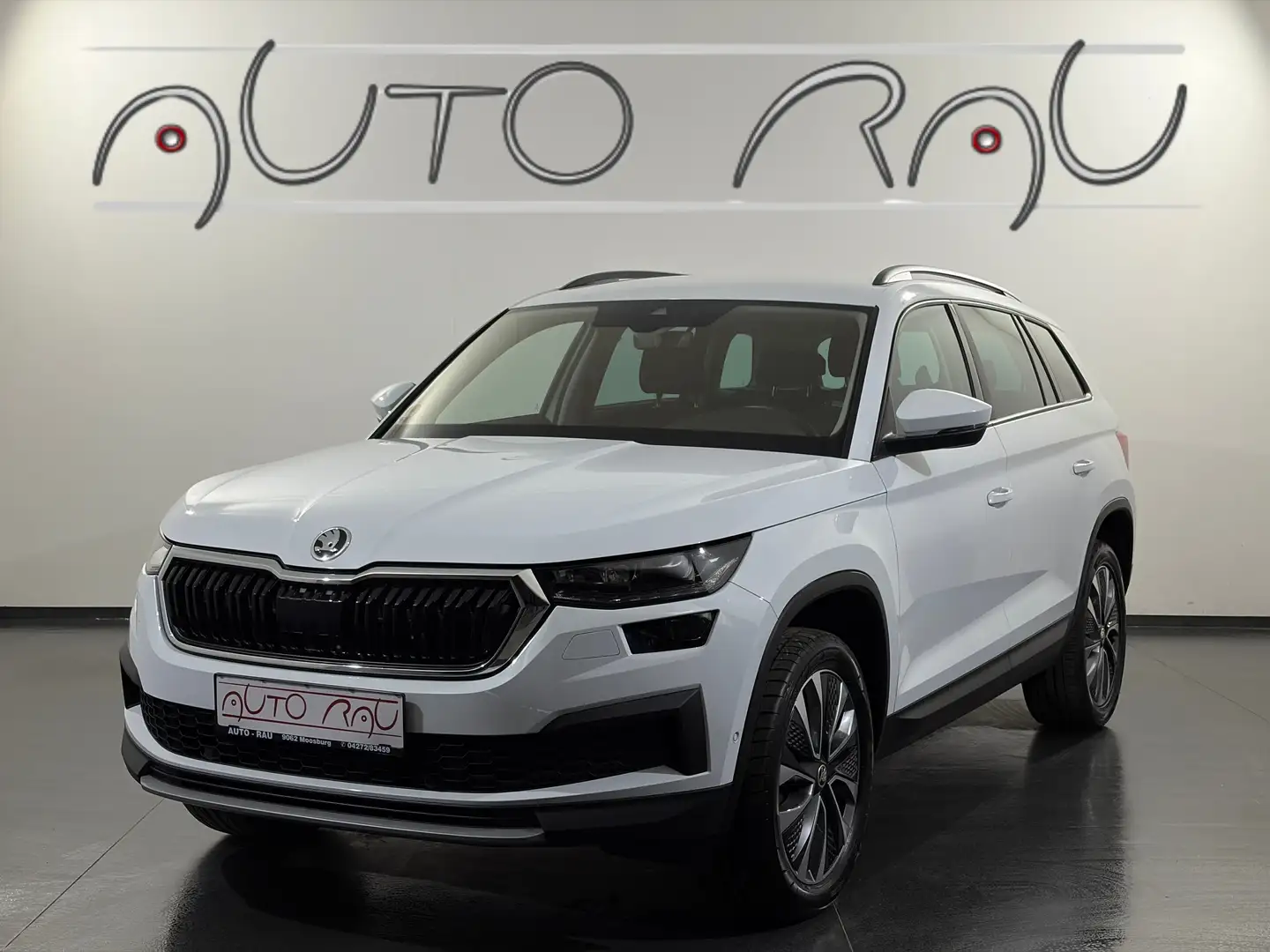 Skoda Kodiaq 2.0 TDI Tour 4x4 DSG *AHK*LED*ACC*NAVI* Weiß - 1