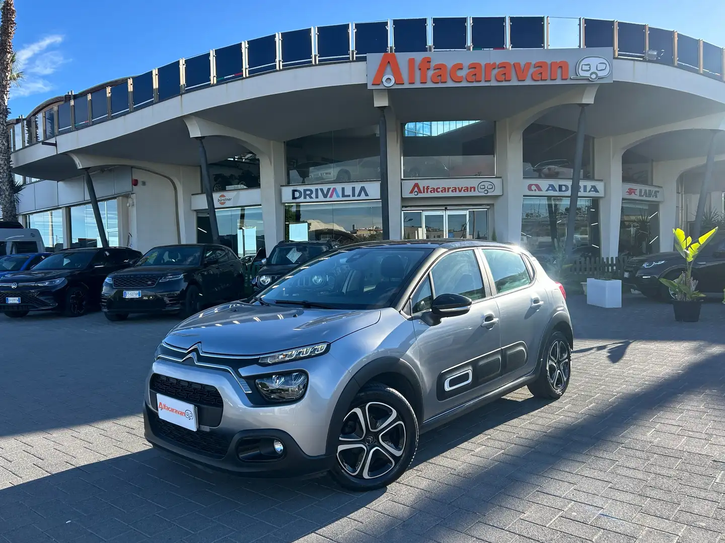 Citroen C3 C3 1.2 puretech Feel Zilver - 1
