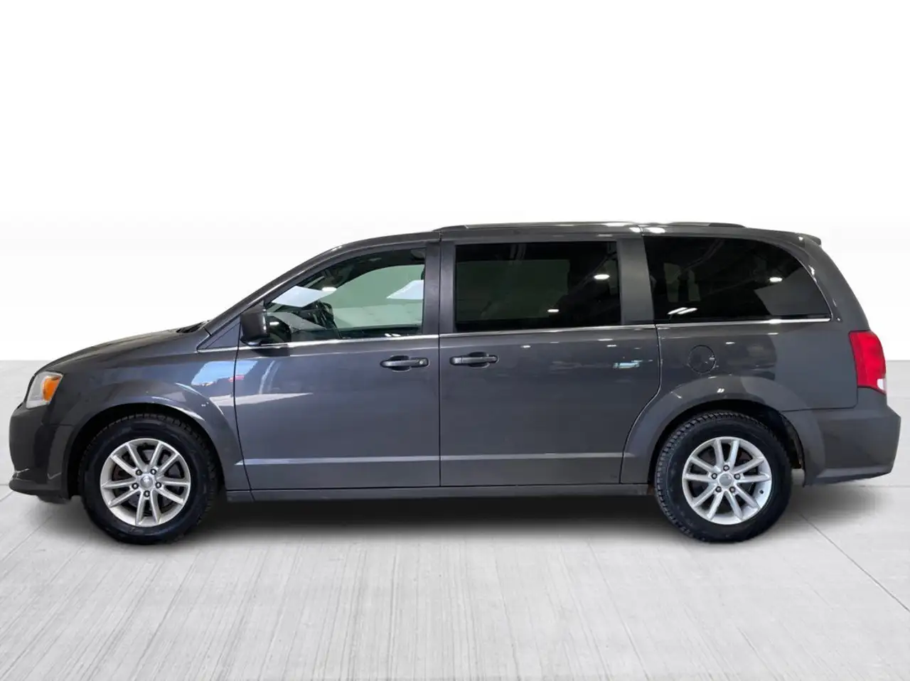 Dodge Grand Caravan снимка Dodge Grand Caravan