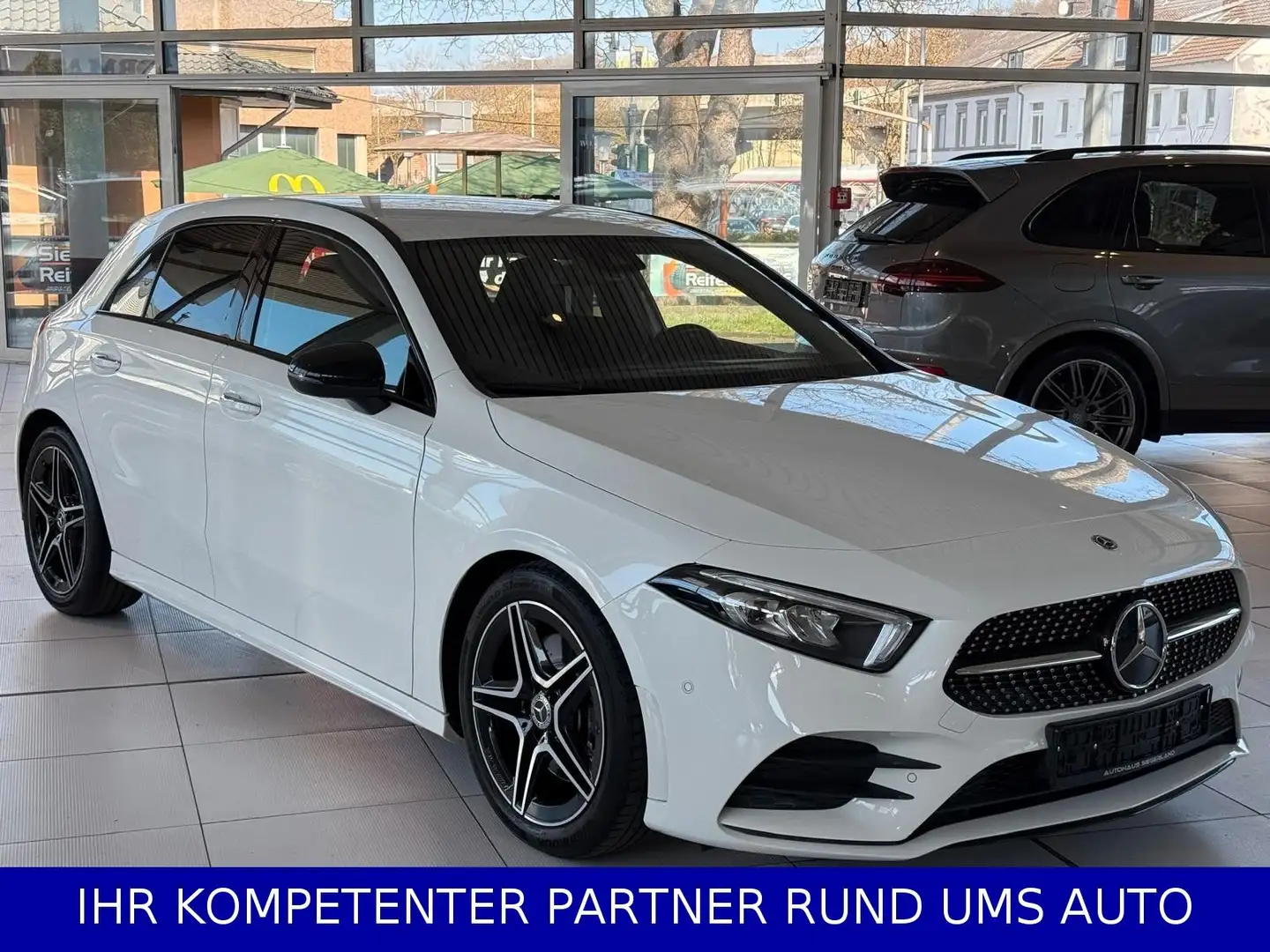 Mercedes-Benz A 220 AMG Line/ Night-Paket/AMBIENTE/KAMERA Blanco - 2