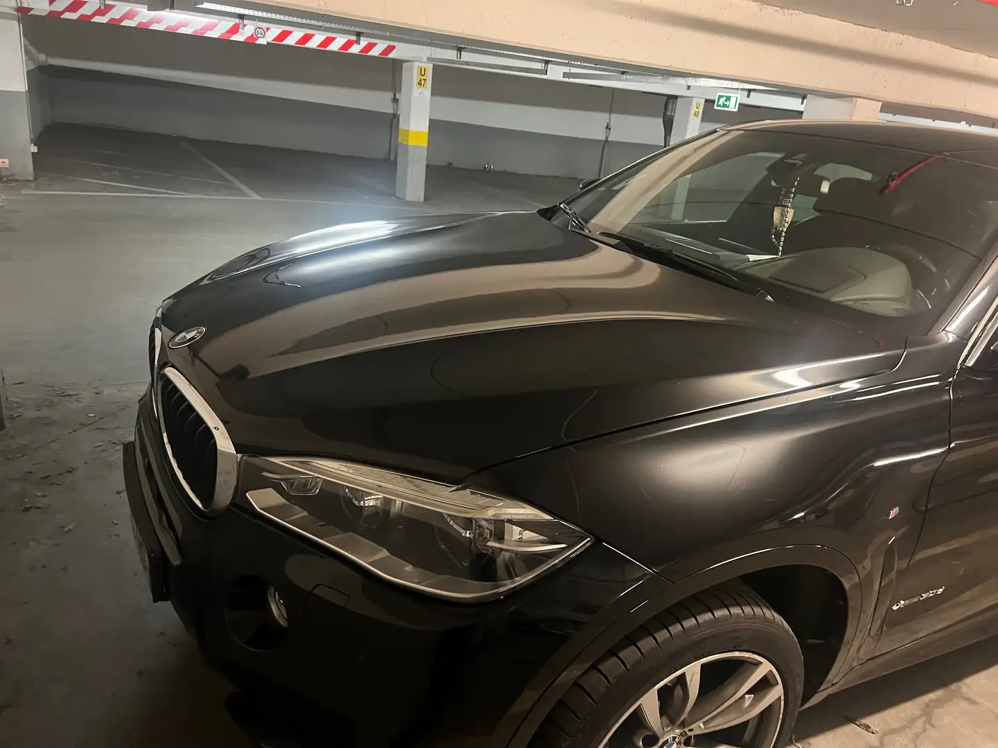 BMW X6 X6 3.0 dA xDrive40 Zwart - 2