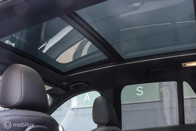 BMW X1 view 10