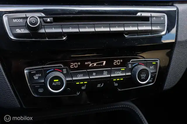 BMW X1 view 12