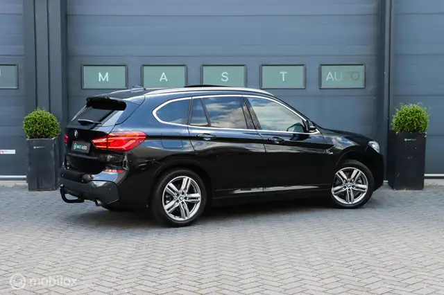 BMW X1 view 8