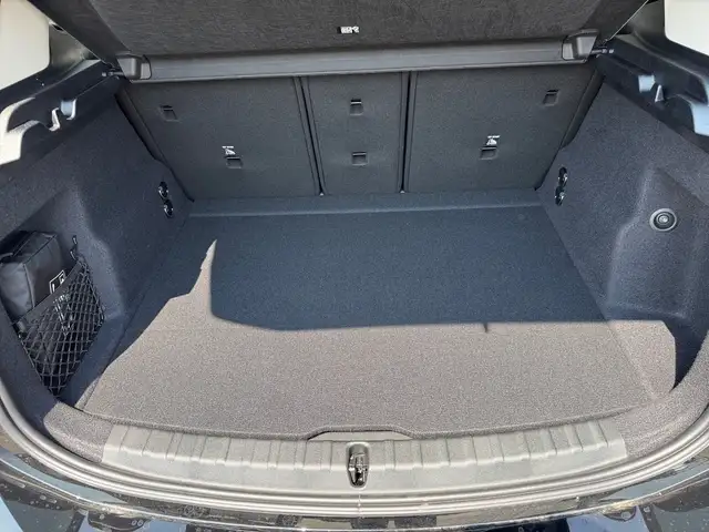 BMW 2 Series view 12