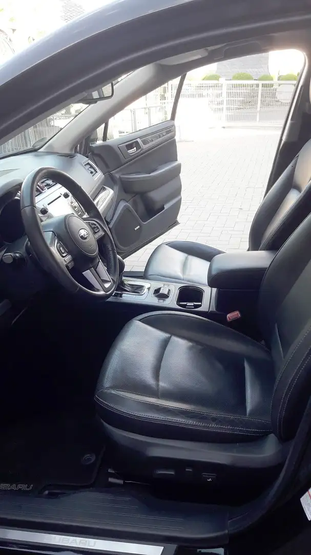 Subaru OUTBACK Outback 2.0D Lineartronic Trend Black - 2