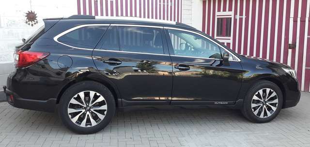 Imagine Subaru OUTBACK Outback 2.0D Lineartronic Trend