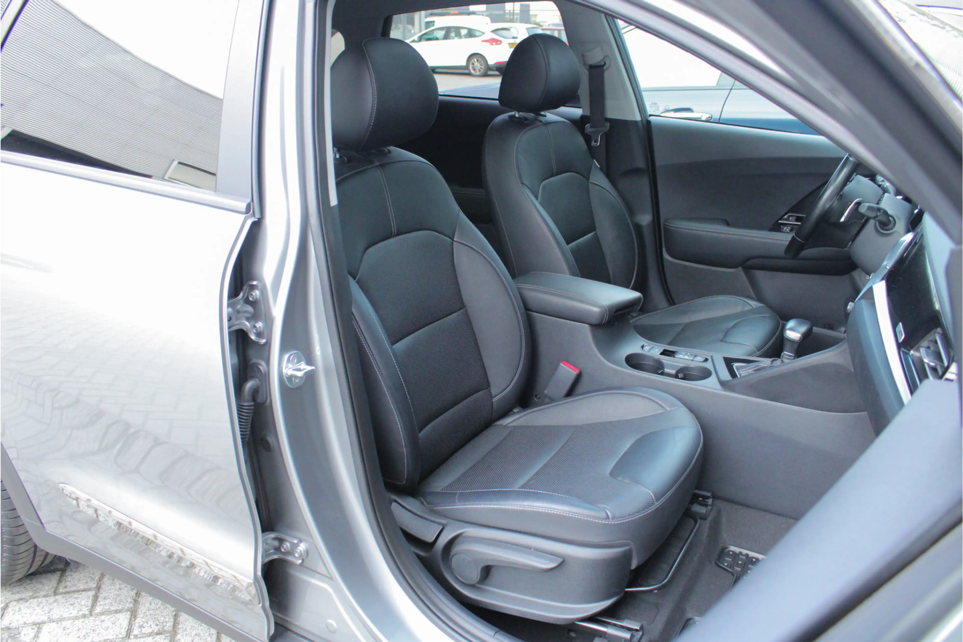 Kia Niro 1.6 GDi PHEV ExecutiveLine |elek stoel|stoel/stuur — photo 9