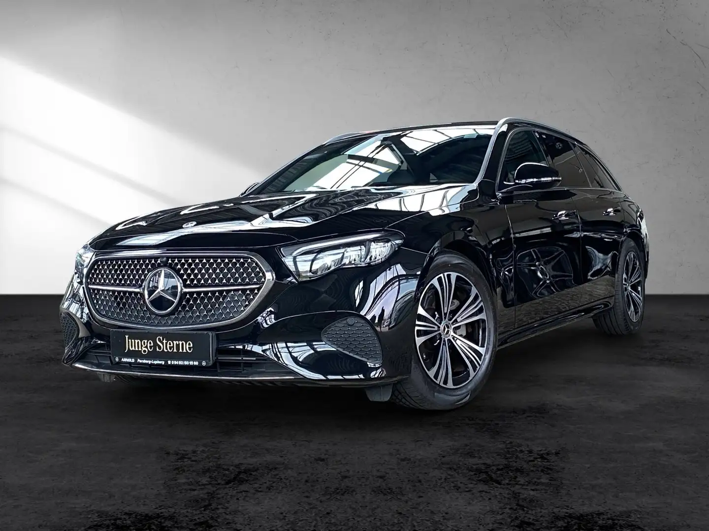 Mercedes-Benz E 200 E 200 T Avantgarde Distr. Kamera Totw. Winter-P Schwarz - 2