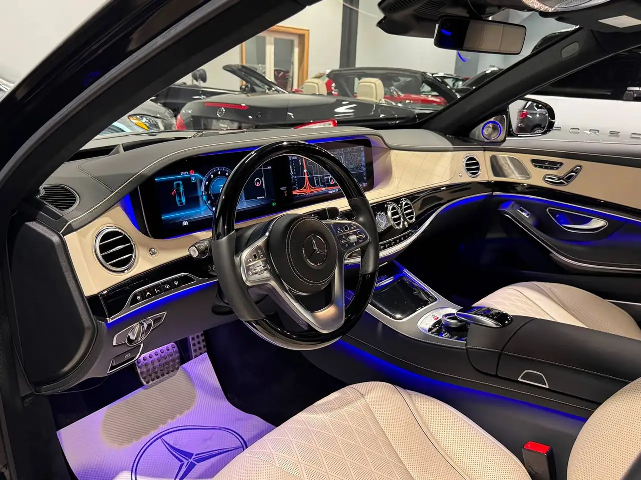 Mercedes-Benz S-Class photo Mercedes-Benz S-Class