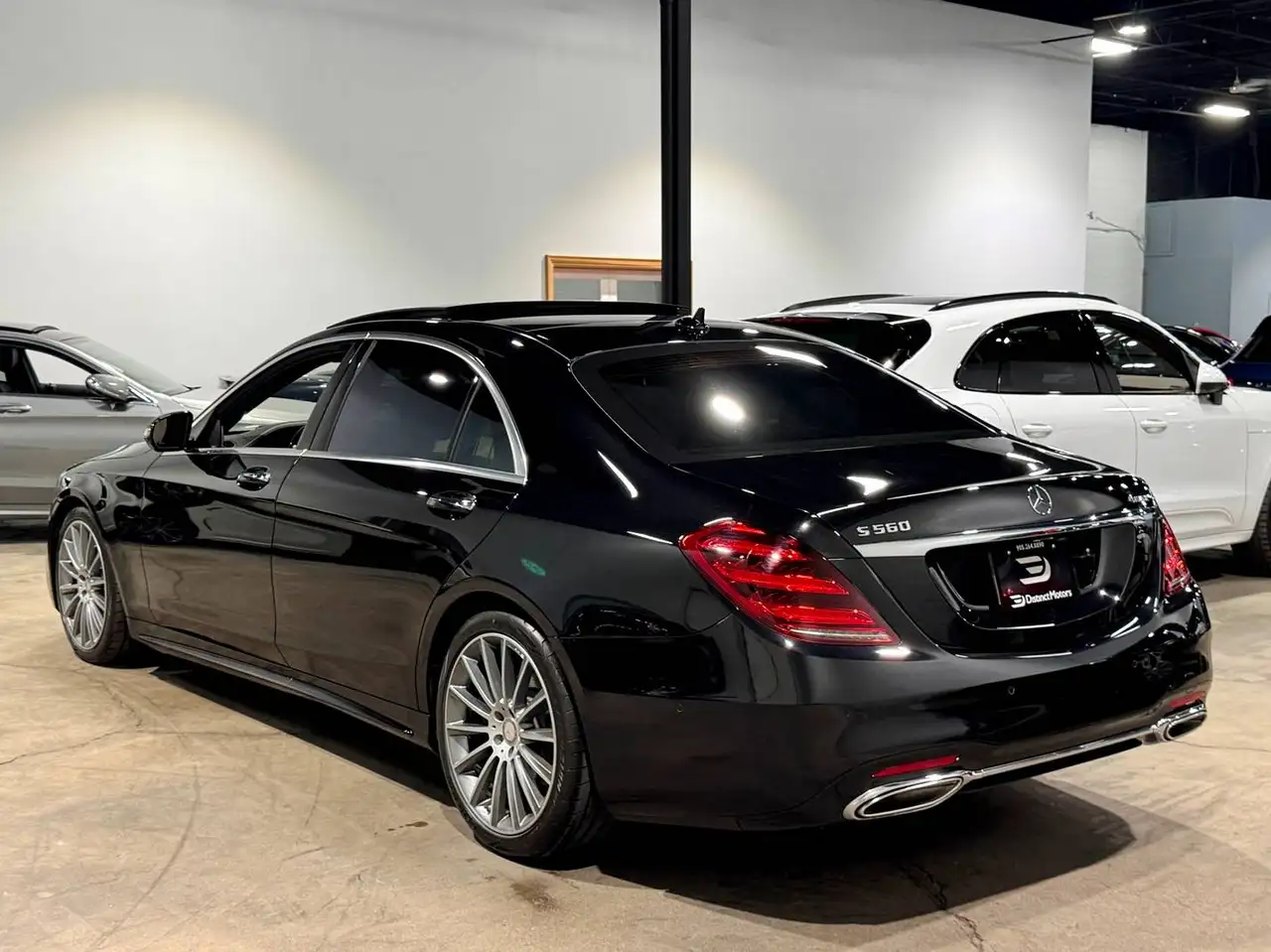 Mercedes-Benz S-Class photo Mercedes-Benz S-Class