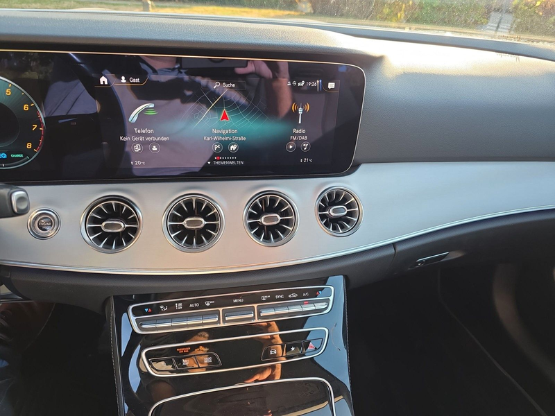 Mercedes-Benz E 200 4Matic Avantgarde  ACC Kamera Aircap — photo 15