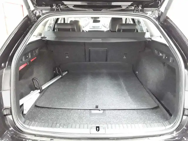 Skoda Octavia view 15