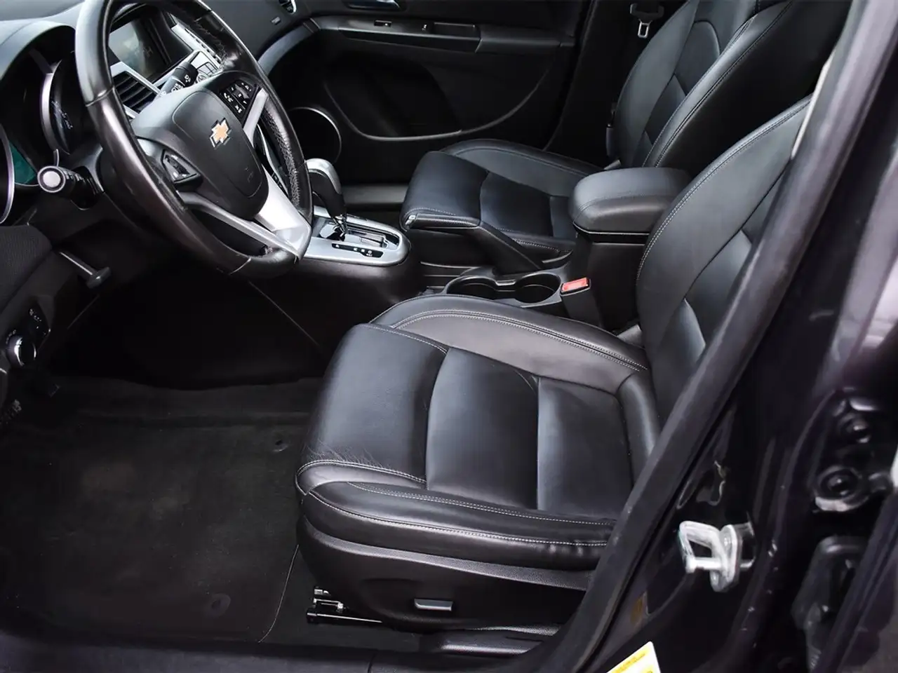 Chevrolet Cruze снимка Chevrolet Cruze