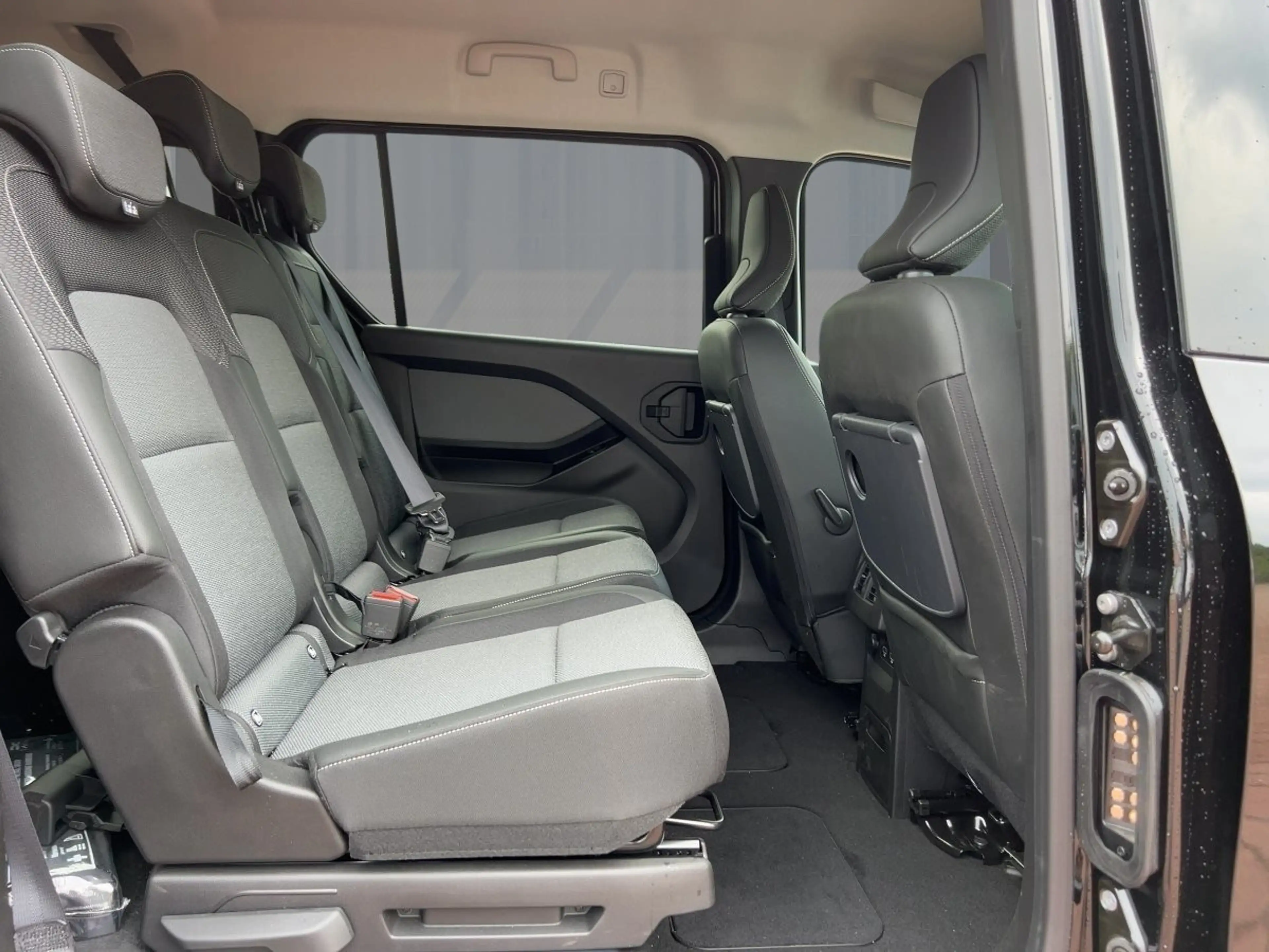 Renault Kangoo PKW Grand Techno TCe 130  Apple CarPlay EDC — photo 9