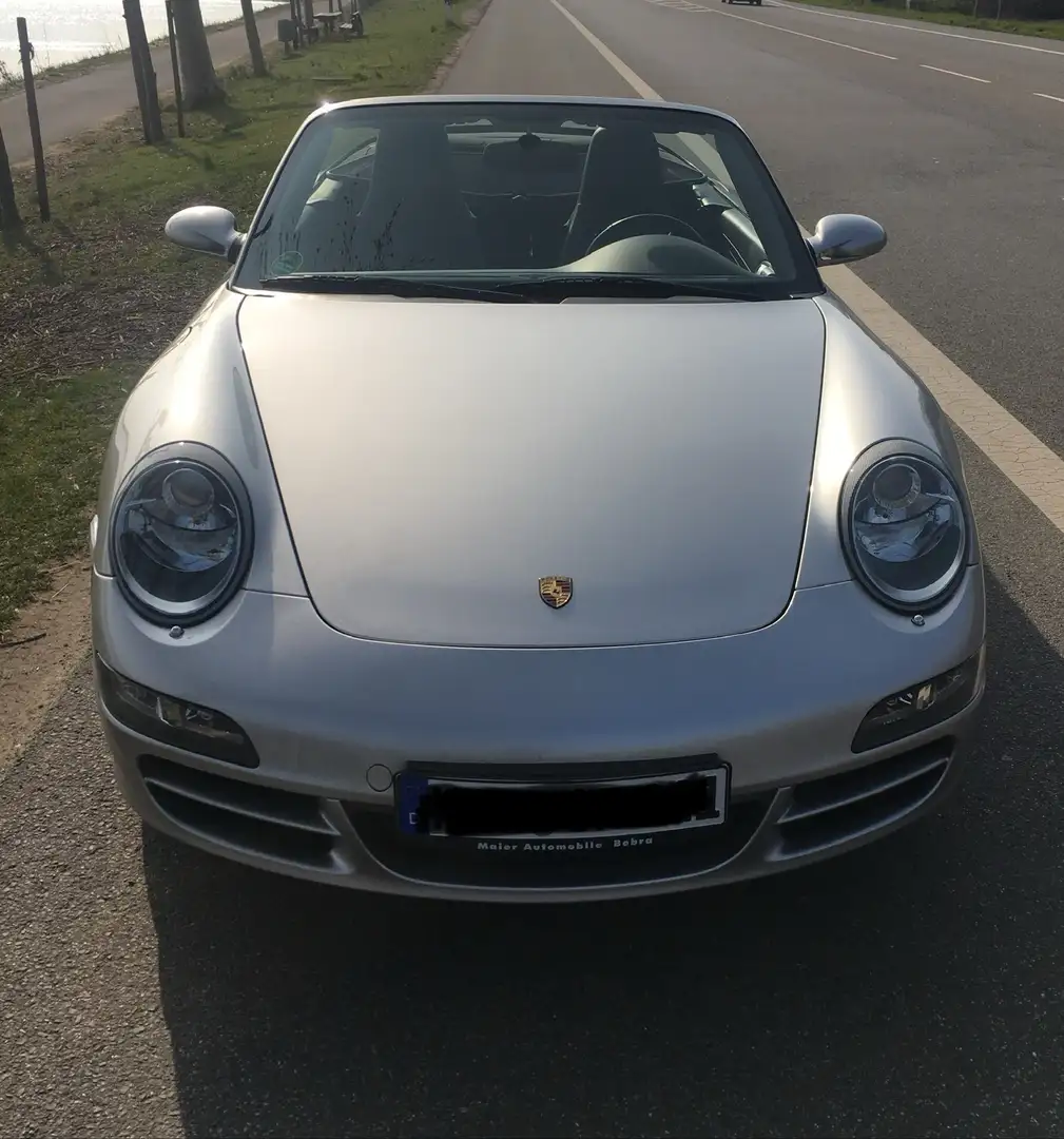 Porsche 911 Carrera S Cabriolet Silber - 2