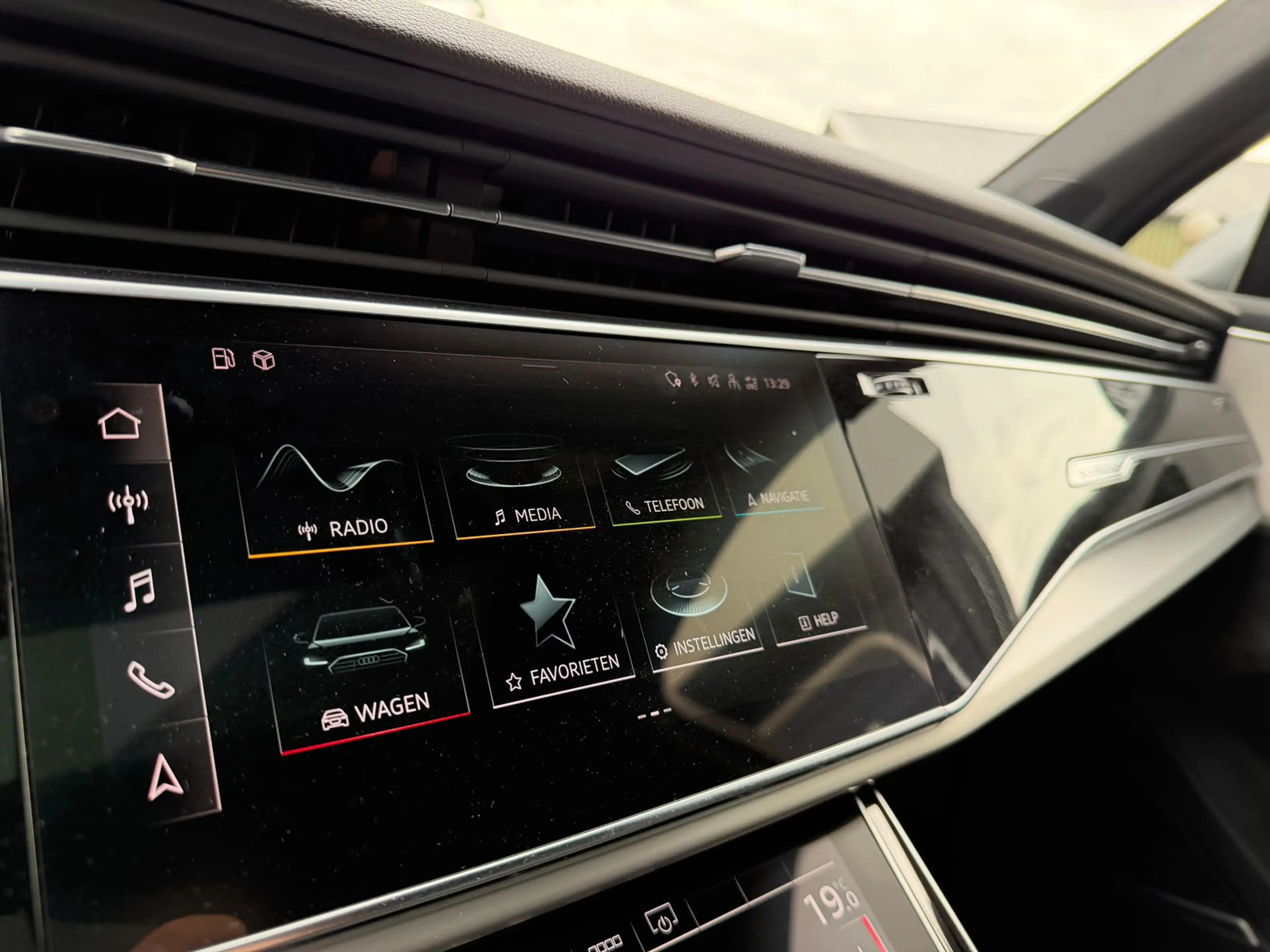 Audi Q7 55 TFSI e quattro Pro Line S Panoramadak Luchtveri — photo 9
