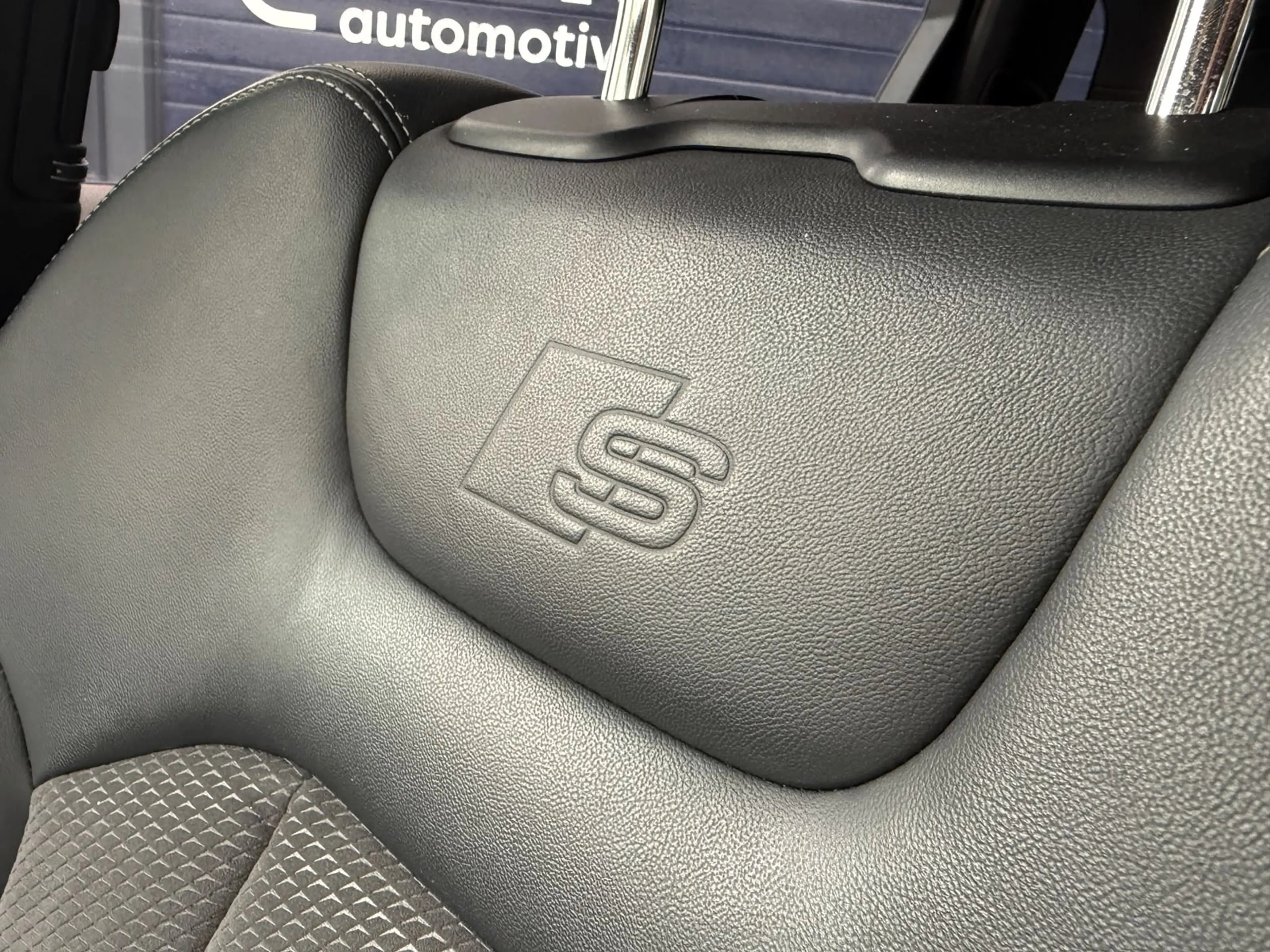Audi Q7 55 TFSI e quattro Pro Line S Panoramadak Luchtveri — photo 5