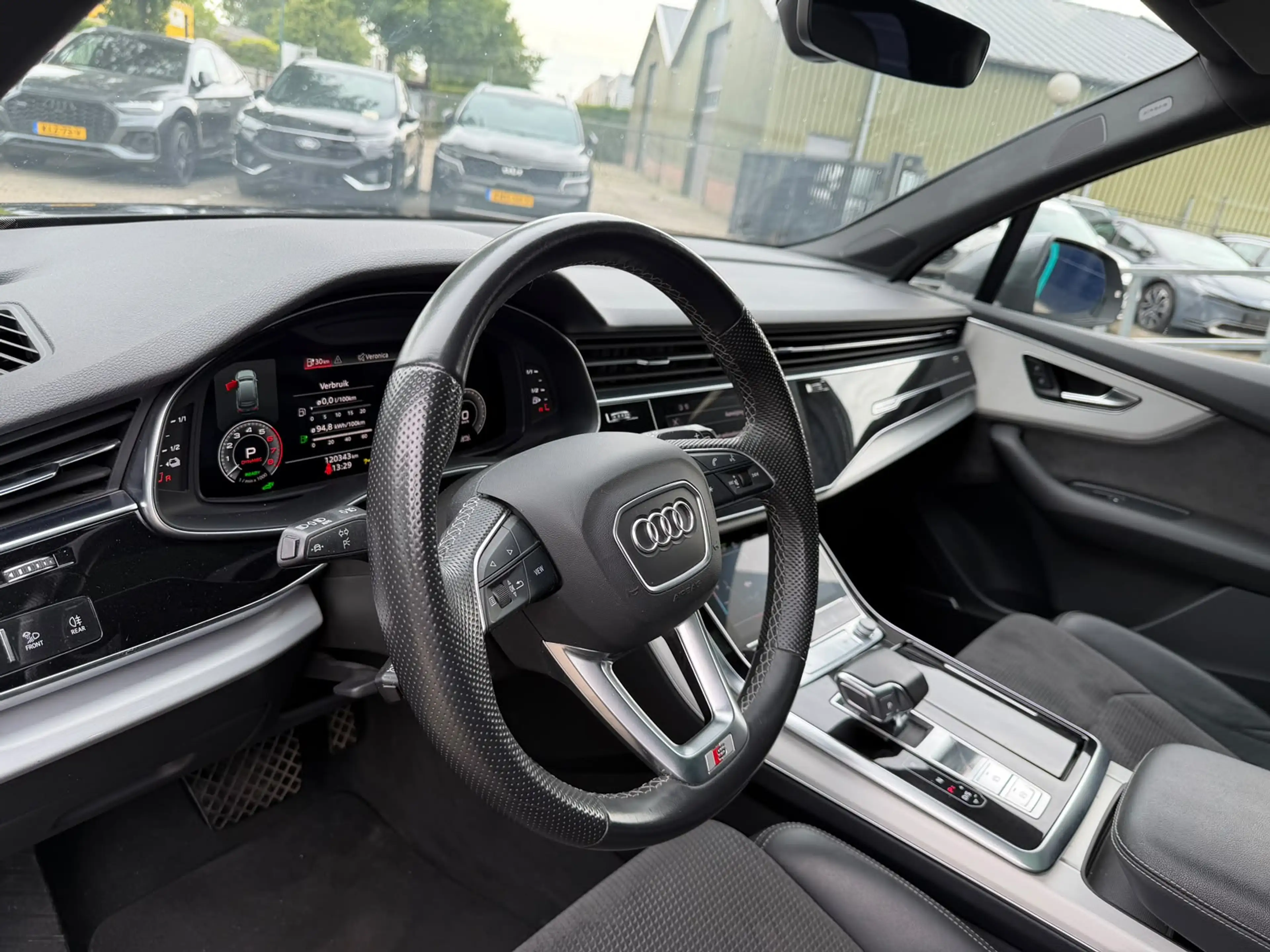 Audi Q7 55 TFSI e quattro Pro Line S Panoramadak Luchtveri — photo 12