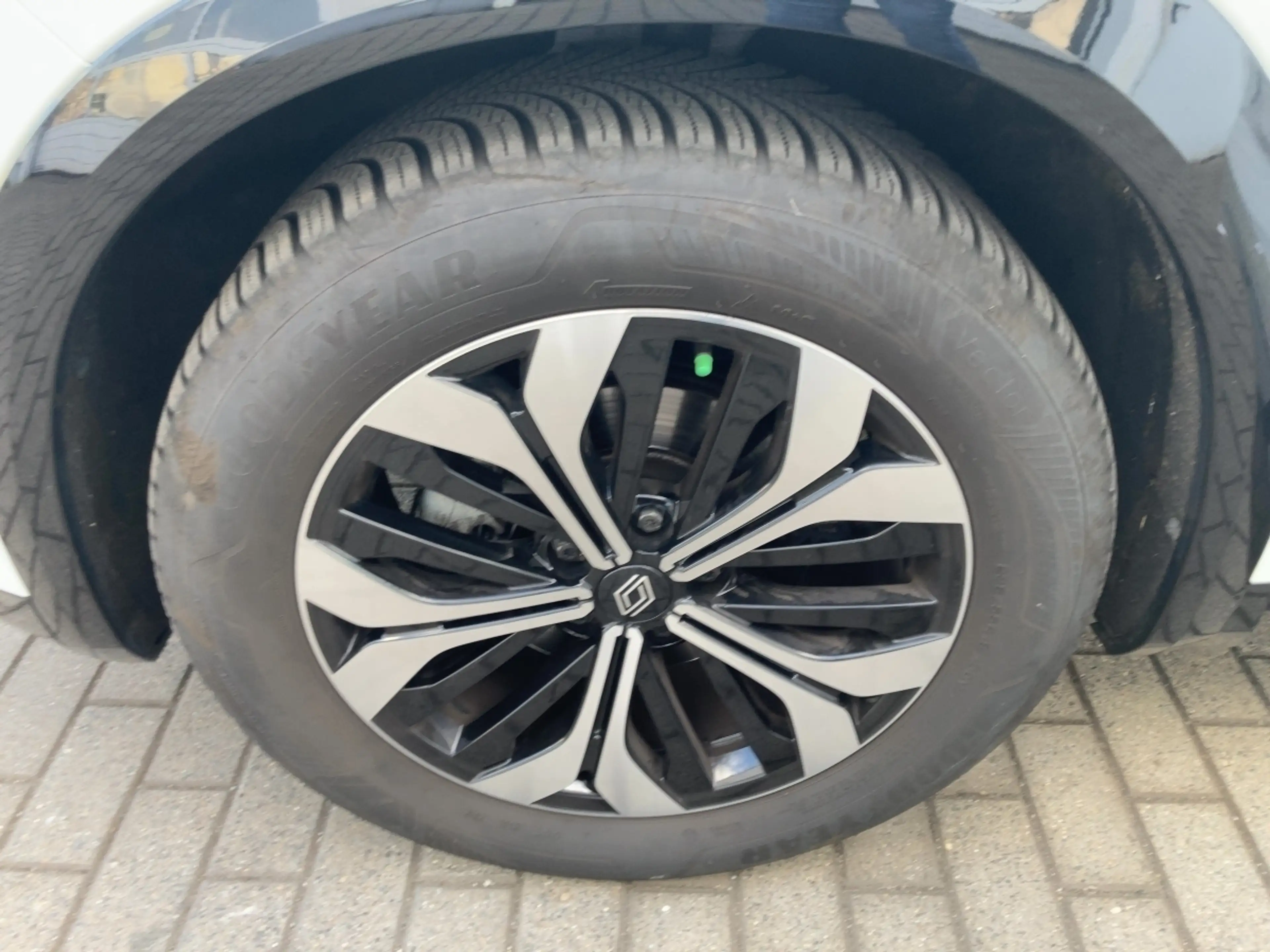 Renault Austral Equilibre Mild Hybrid 140 Automatik — photo 12