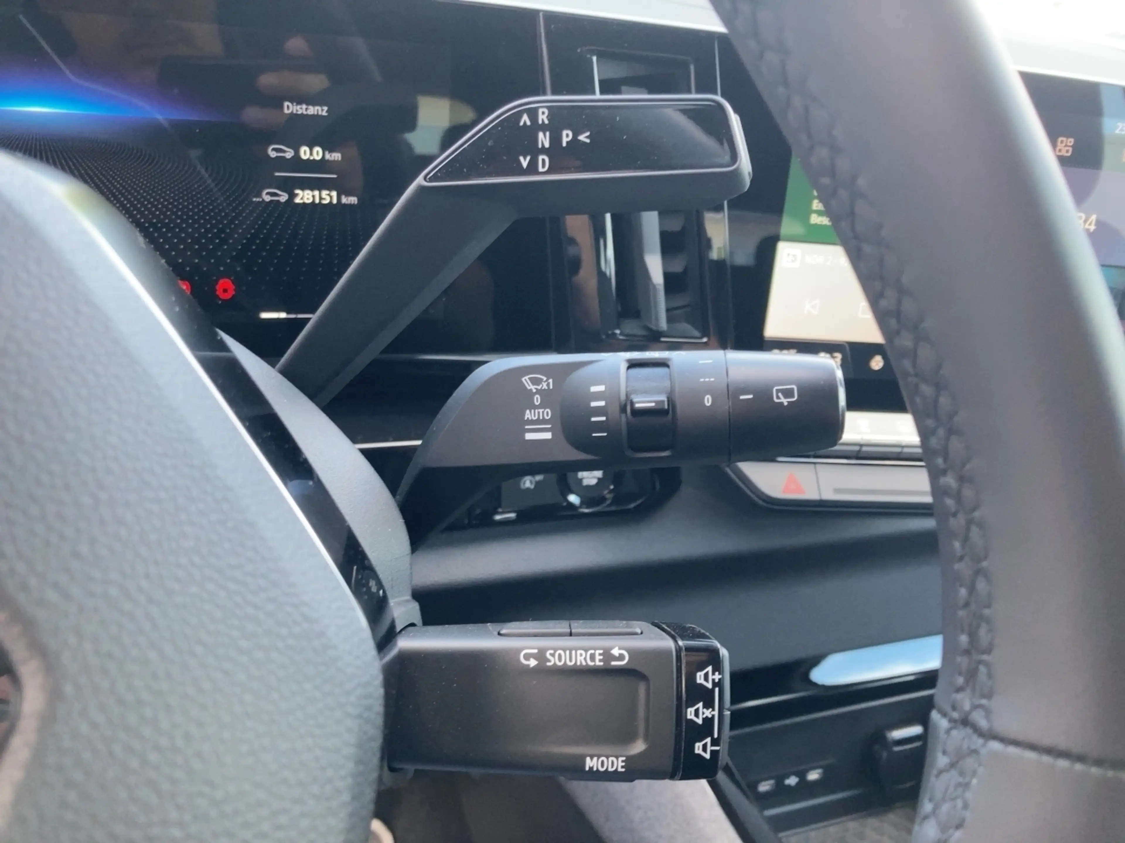 Renault Austral Equilibre Mild Hybrid 140 Automatik — photo 15
