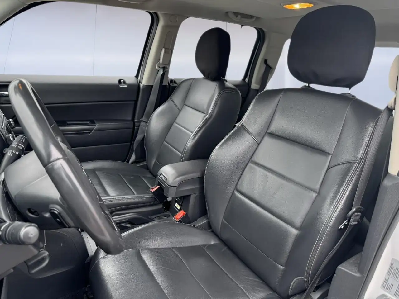 Jeep Patriot снимка Jeep Patriot