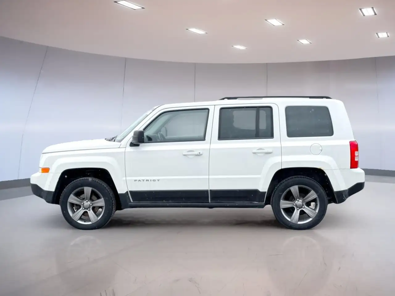 Jeep Patriot снимка Jeep Patriot