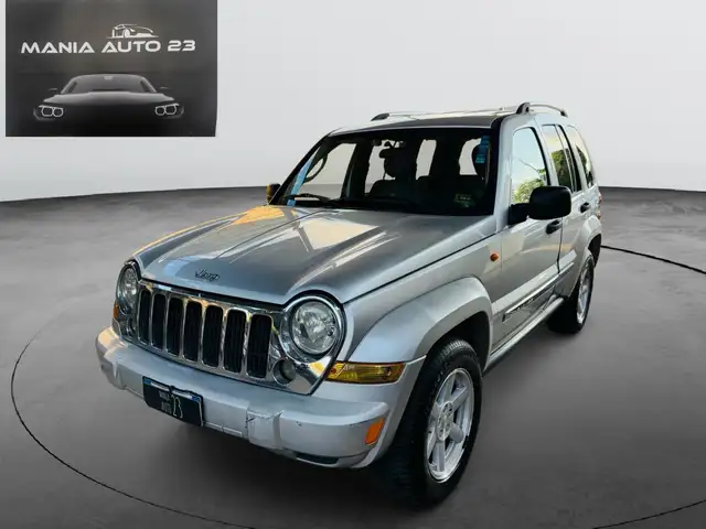 Jeep Cherokee Cherokee III 2006 2.8 crd Limited*AUTOMATICA* GANCIO TRAINO*