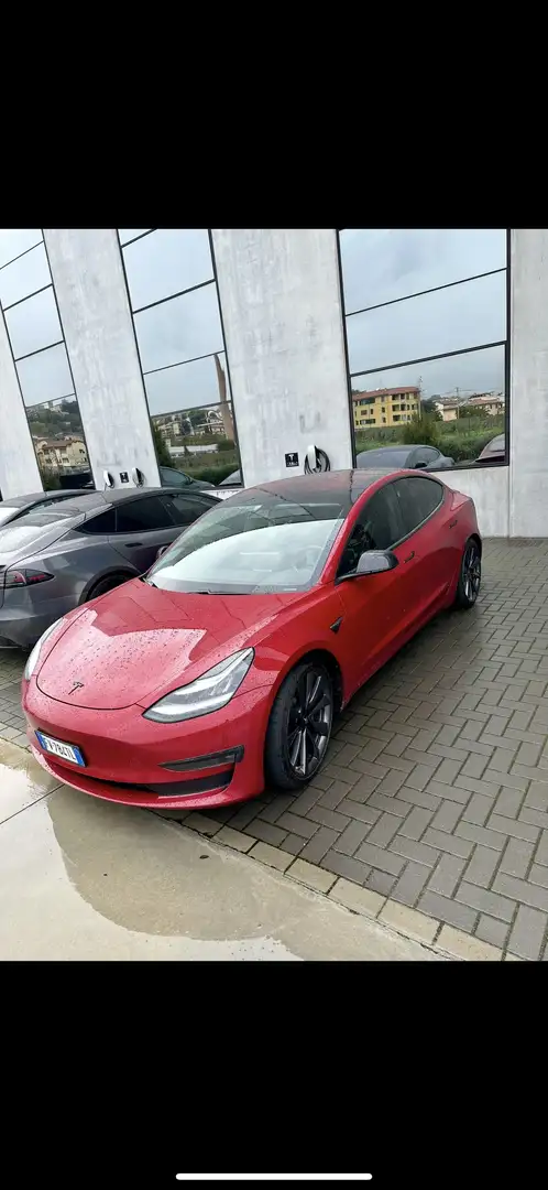 Tesla Model 3 performance - 2