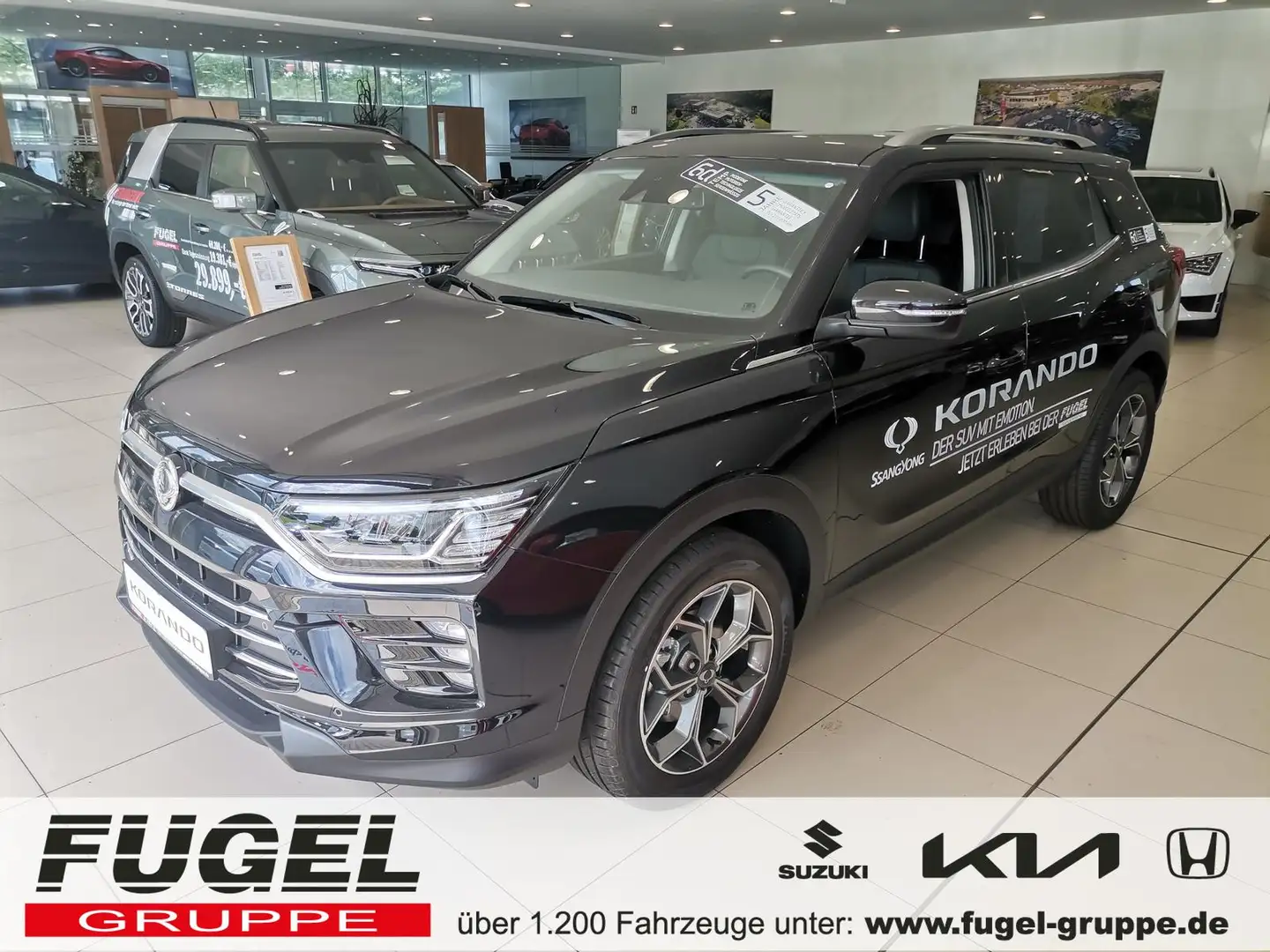 SsangYong Korando 1.5P Sapphire 4x2 AT LED|Navi Negro - 1