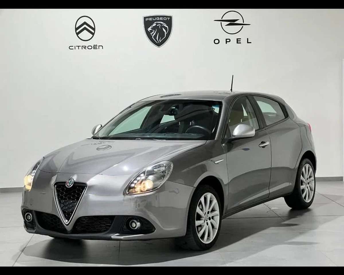 Alfa Romeo Giulietta III 1.6 jtdm Super 120cv tct my18