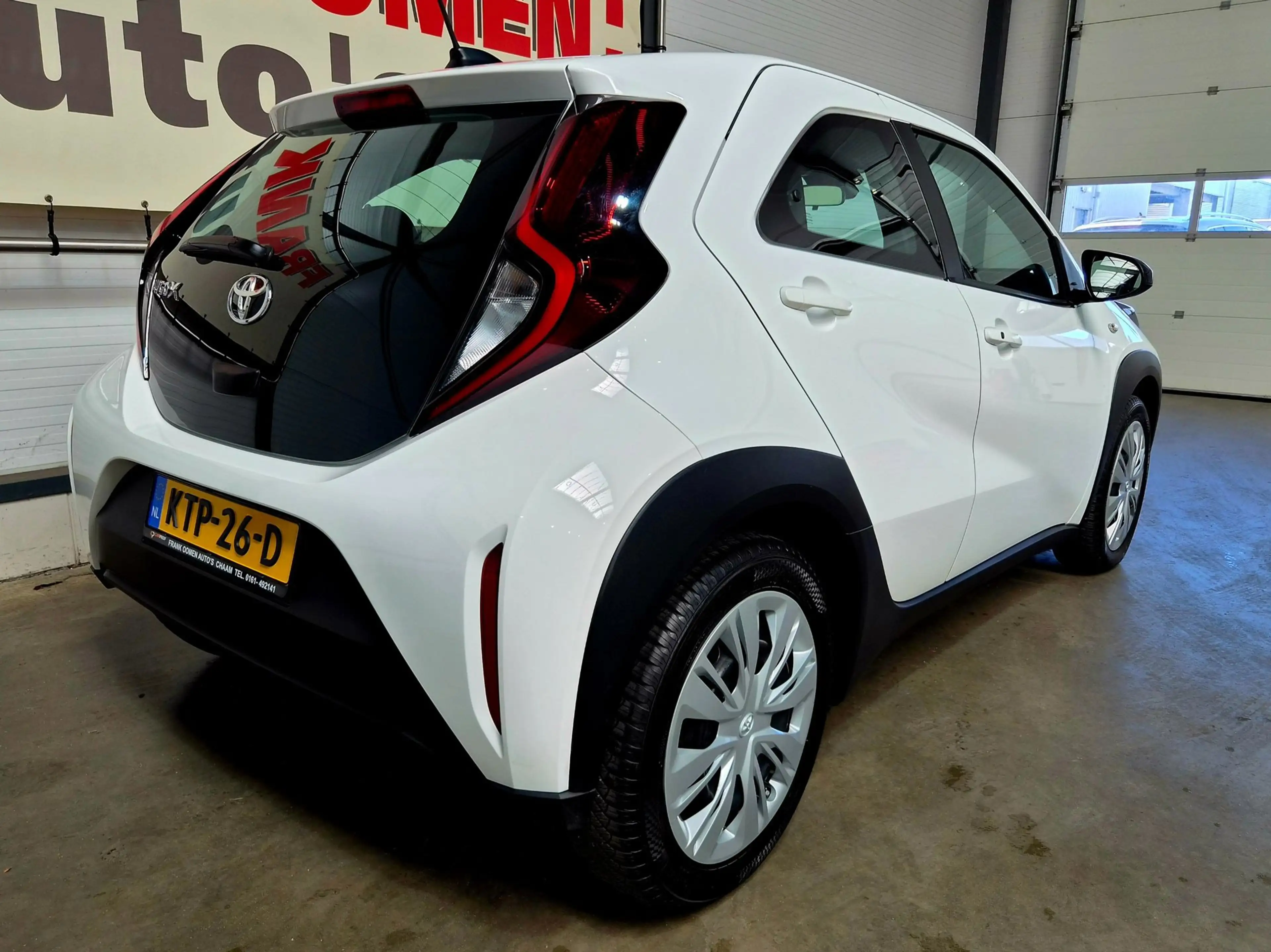 Toyota Aygo X 1.0 VVT-i 72PK S-CVT Play + Keyless|Stoelverw.|LED — photo 3