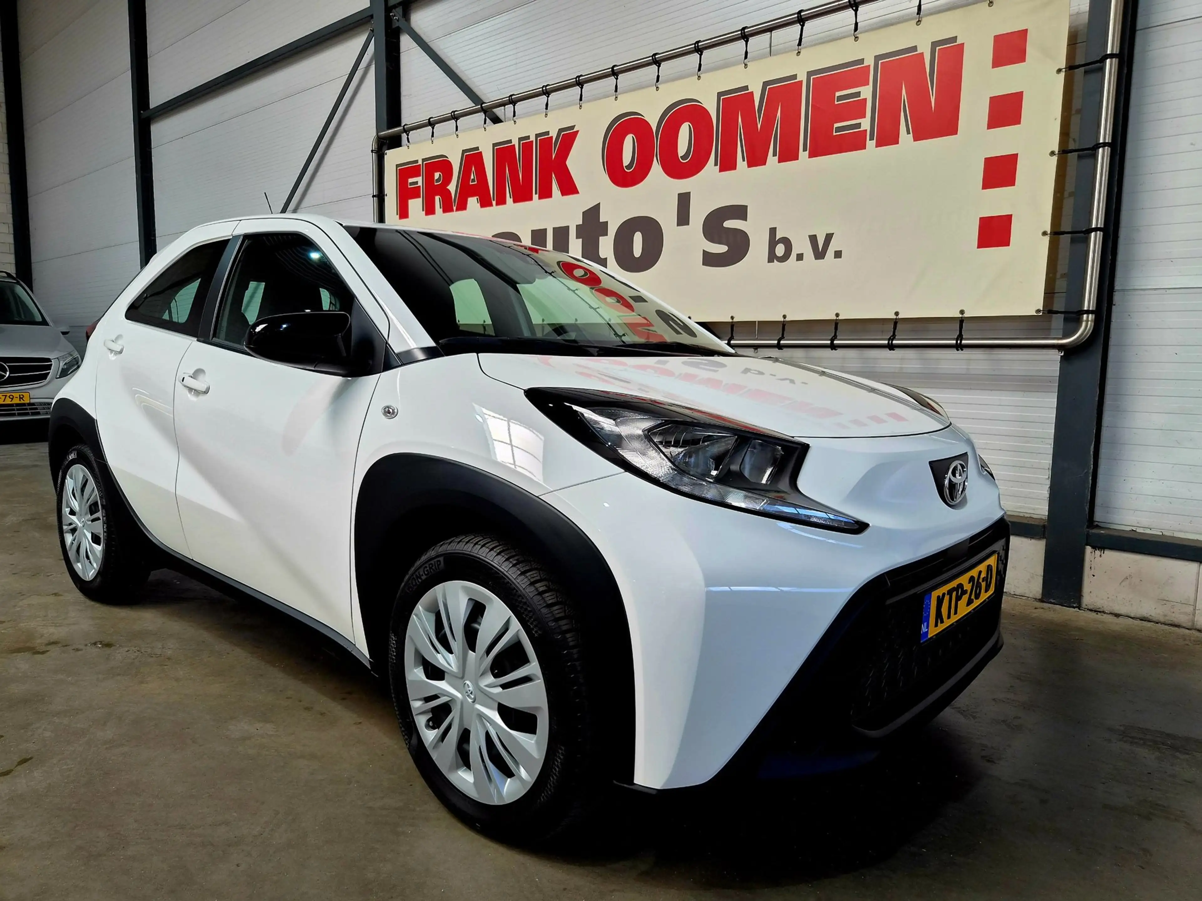 Toyota Aygo X 1.0 VVT-i 72PK S-CVT Play + Keyless|Stoelverw.|LED — photo 7