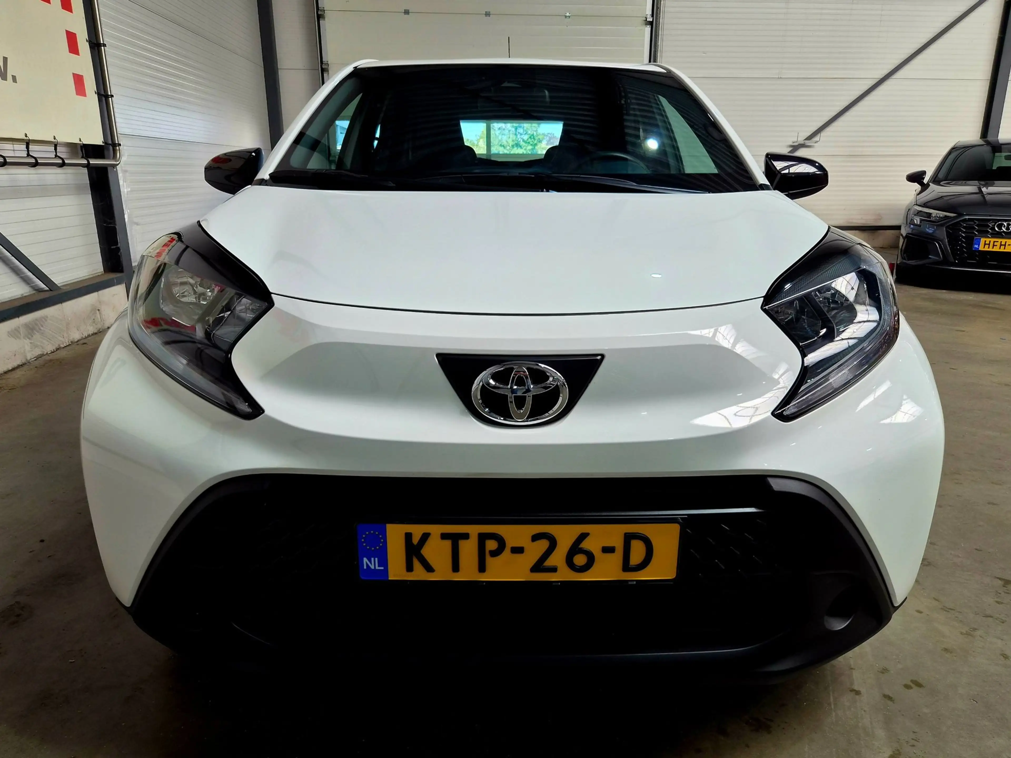 Toyota Aygo X 1.0 VVT-i 72PK S-CVT Play + Keyless|Stoelverw.|LED — photo 9
