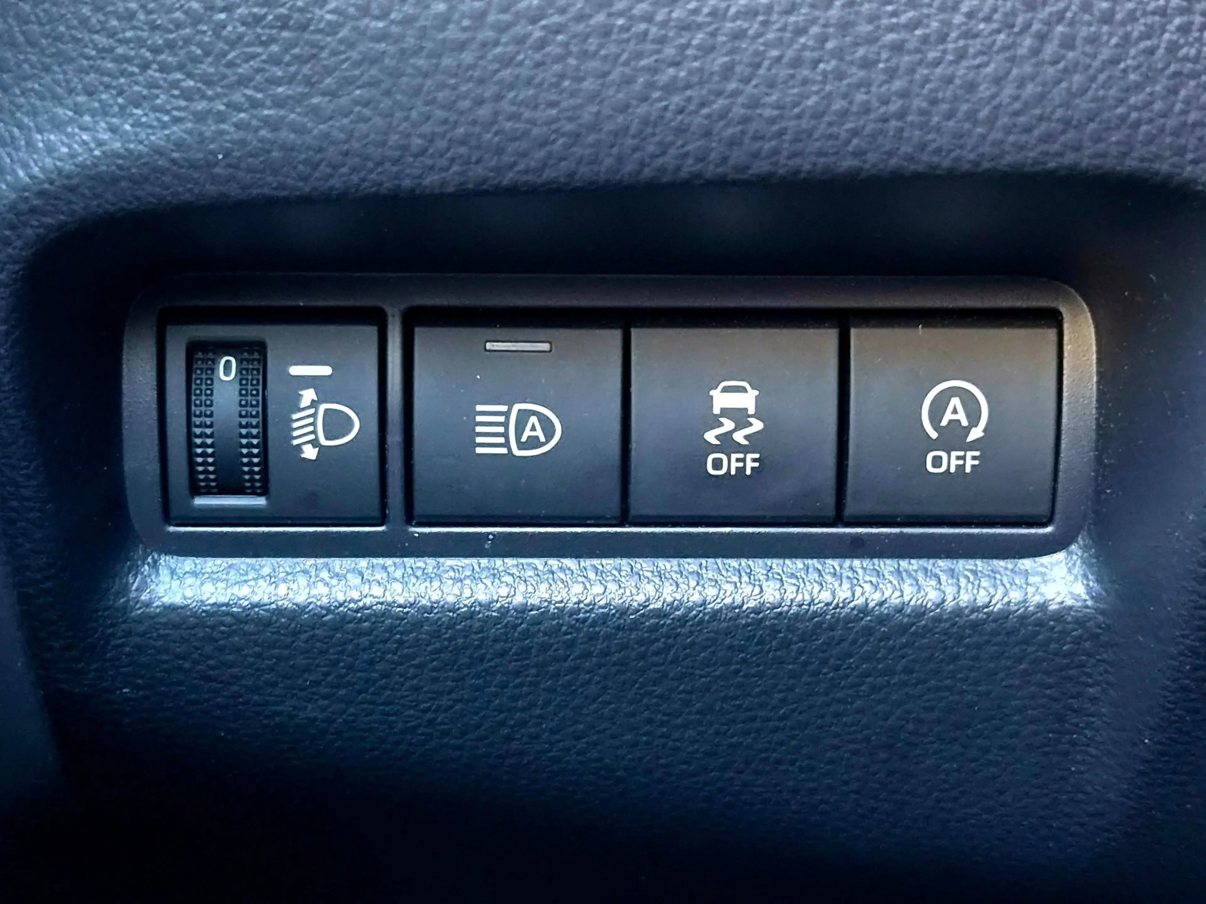 Toyota Aygo X 1.0 VVT-i 72PK S-CVT Play + Keyless|Stoelverw.|LED — photo 35