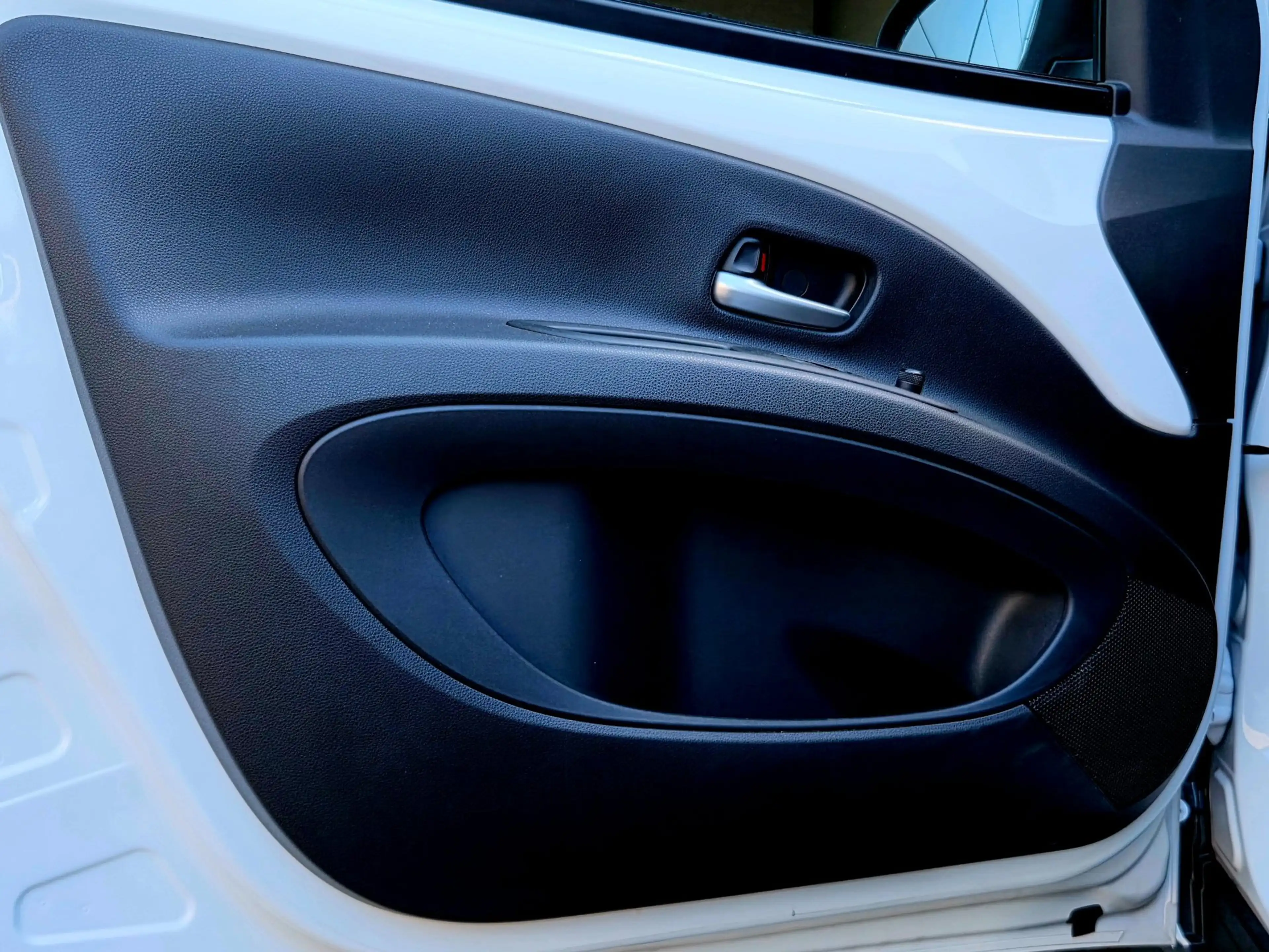 Toyota Aygo X 1.0 VVT-i 72PK S-CVT Play + Keyless|Stoelverw.|LED — photo 37